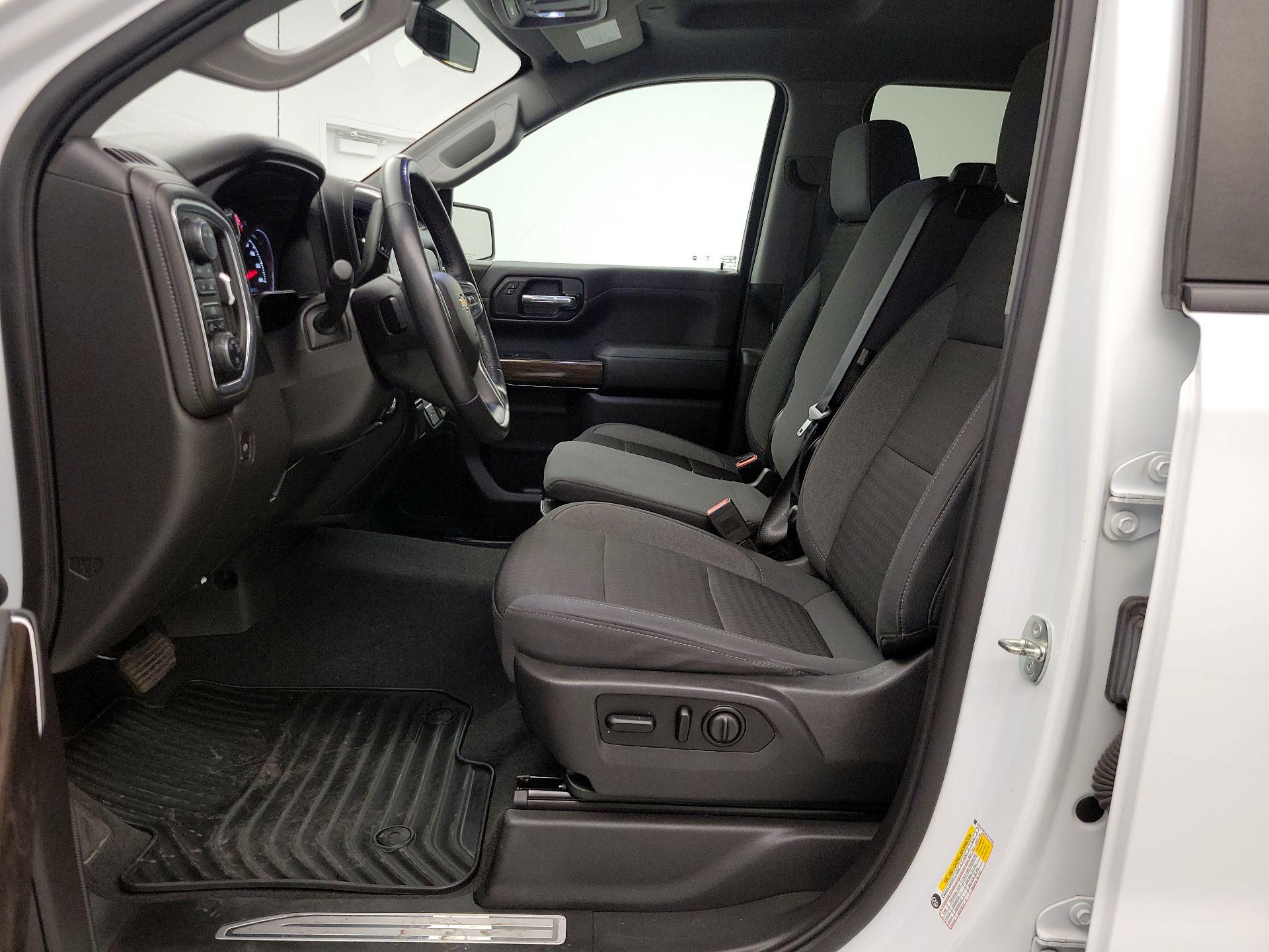 Thumbnail: 2020 Chevrolet Silverado 1500 - 11