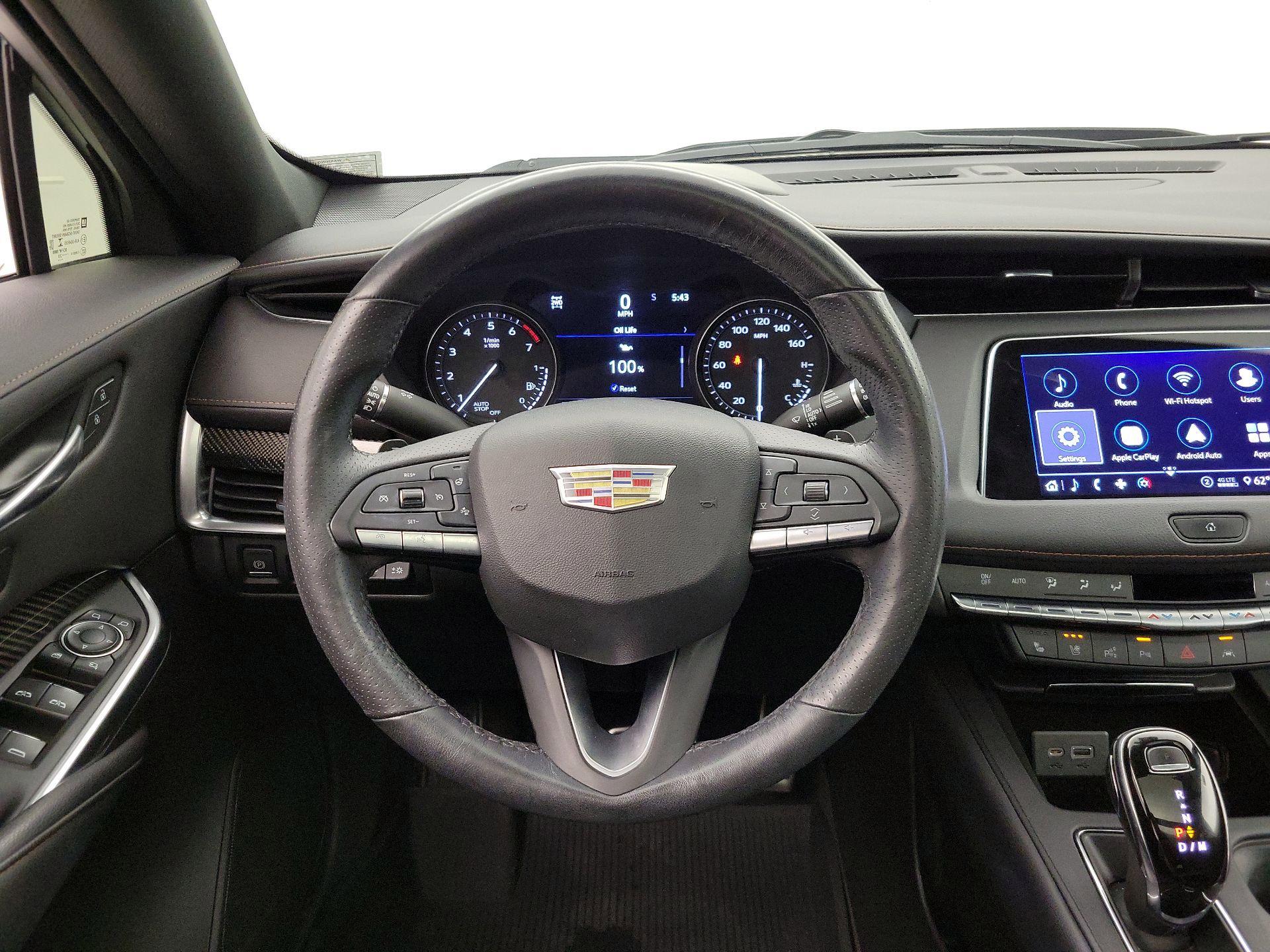 Thumbnail: 2020 Cadillac XT4 - 10