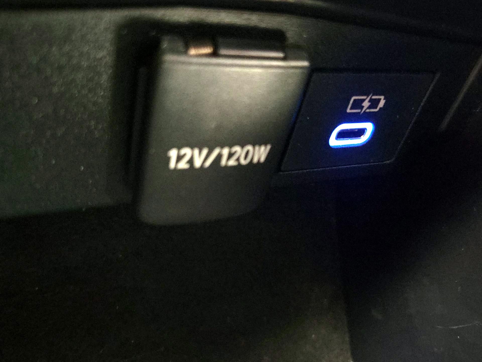 Thumbnail: 2022 Toyota Corolla - 18