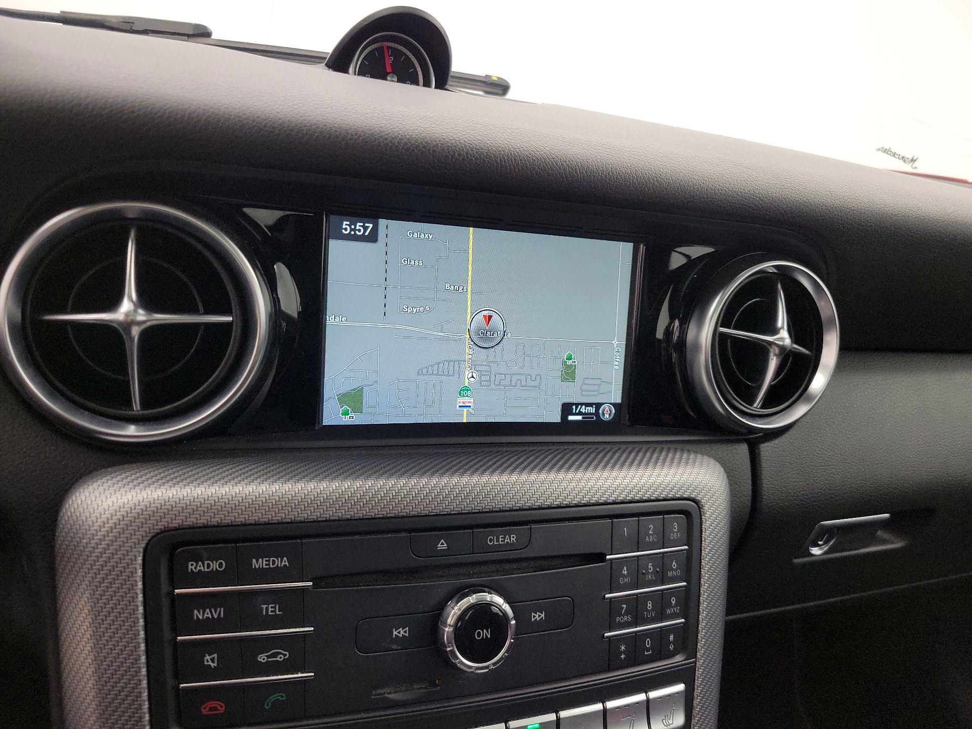 Thumbnail: 2017 Mercedes-Benz SL-Class - 14