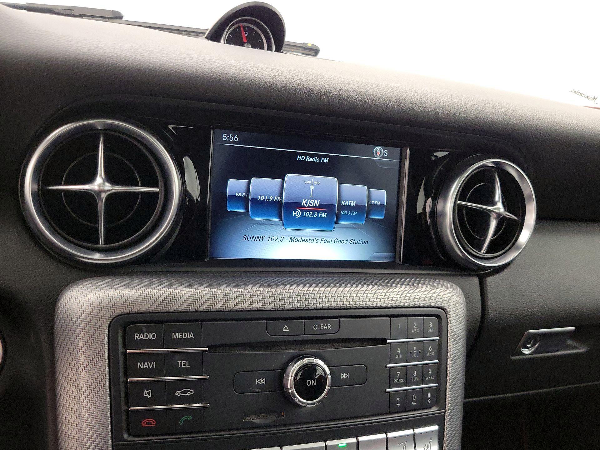 Thumbnail: 2017 Mercedes-Benz SL-Class - 16
