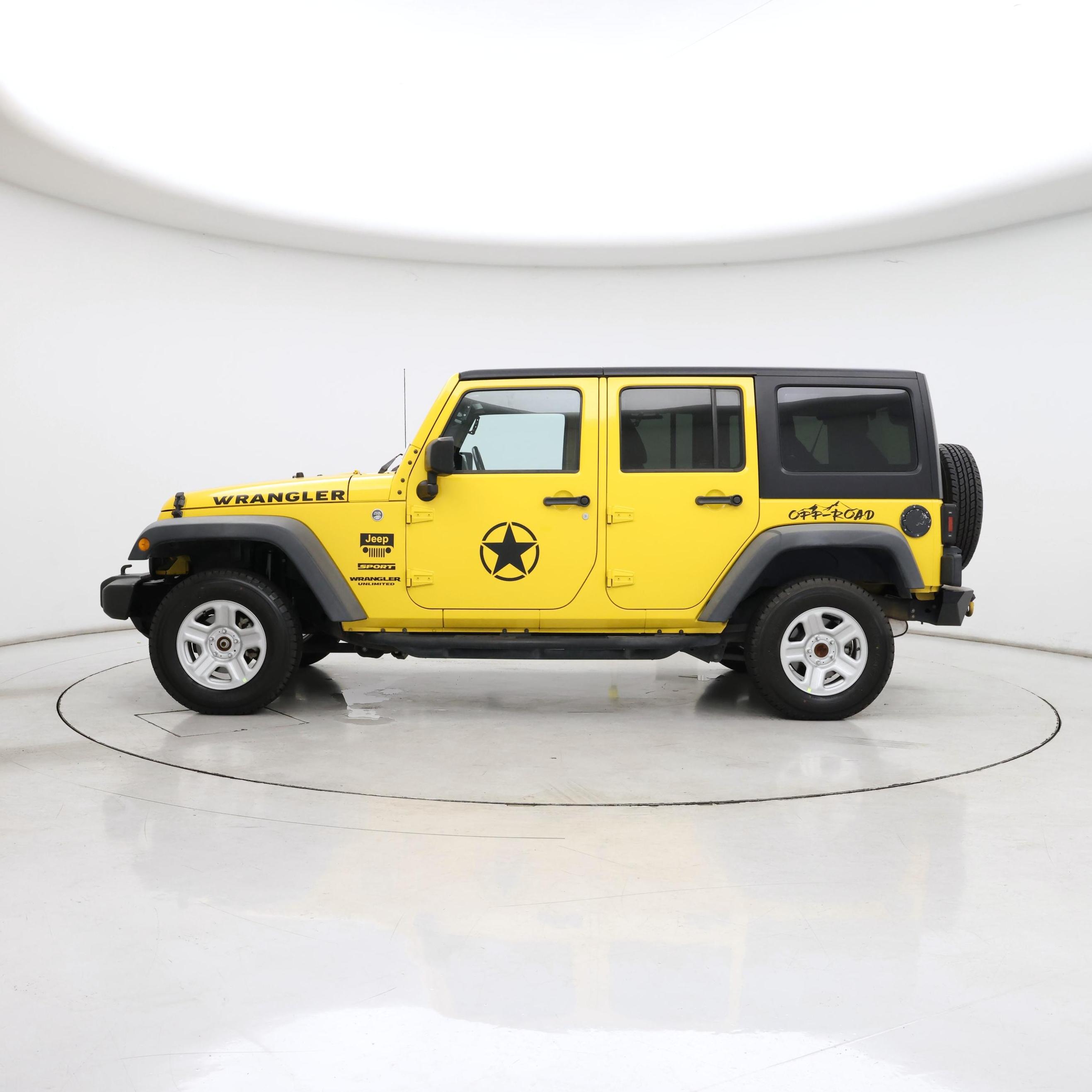 Thumbnail: 2015 Jeep Wrangler - 3