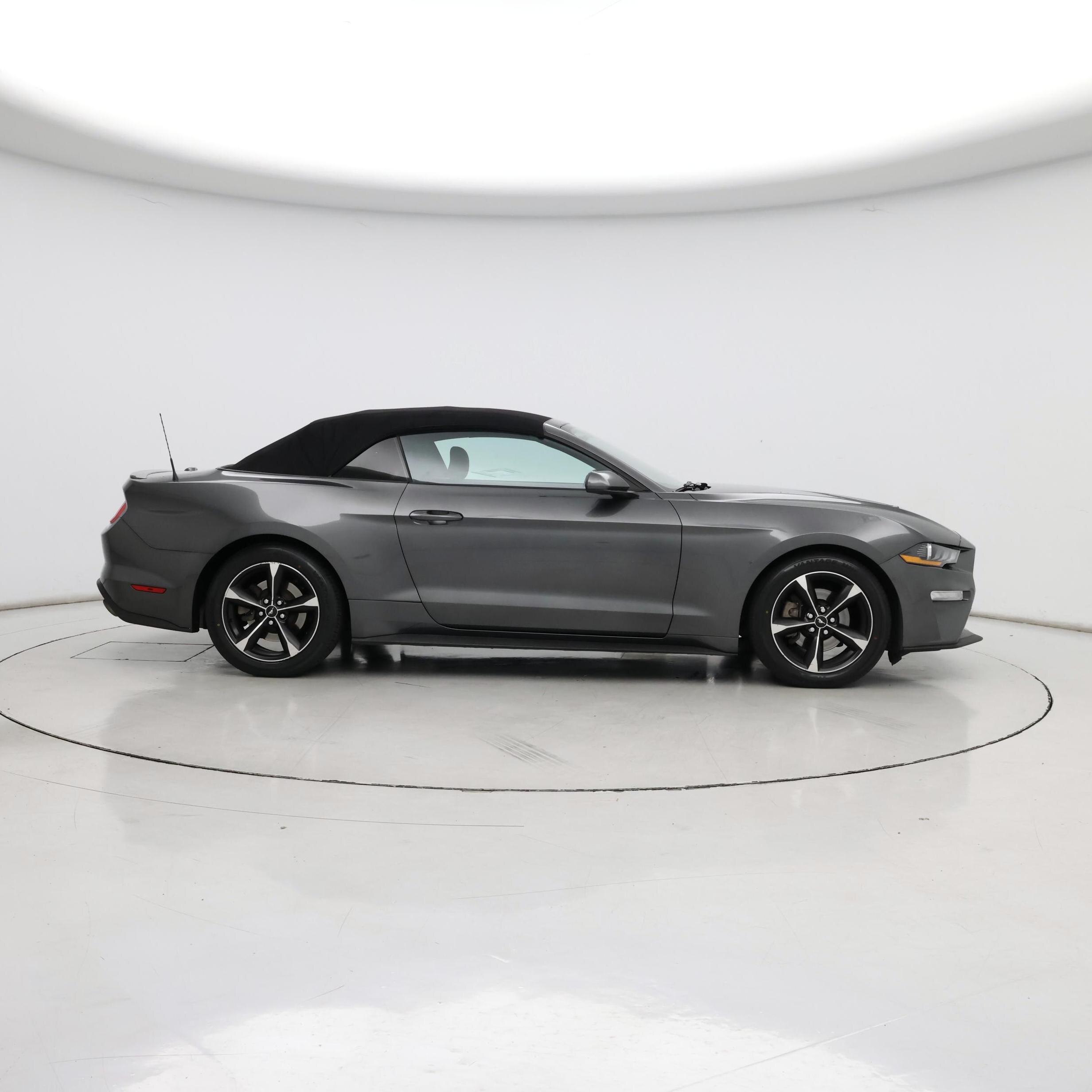 Thumbnail: 2018 Ford Mustang - 7