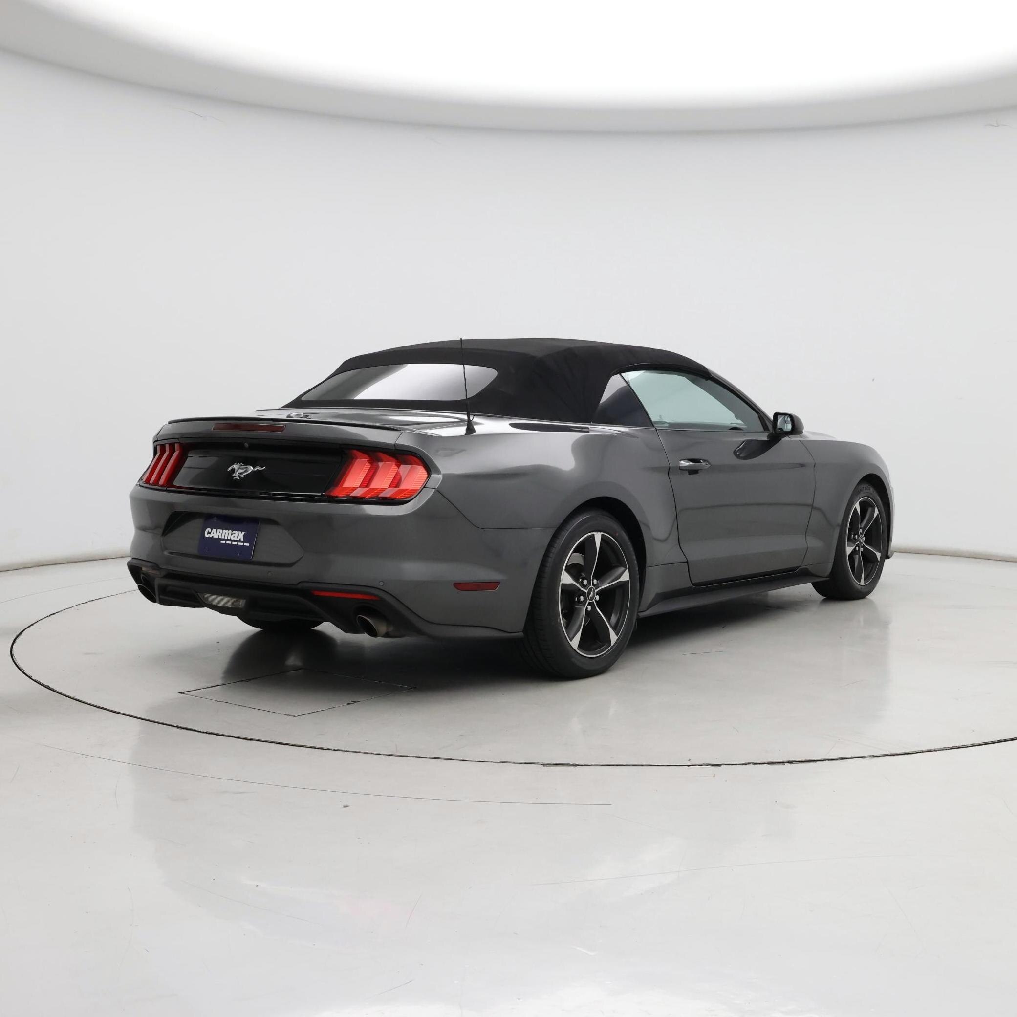 Thumbnail: 2018 Ford Mustang - 8