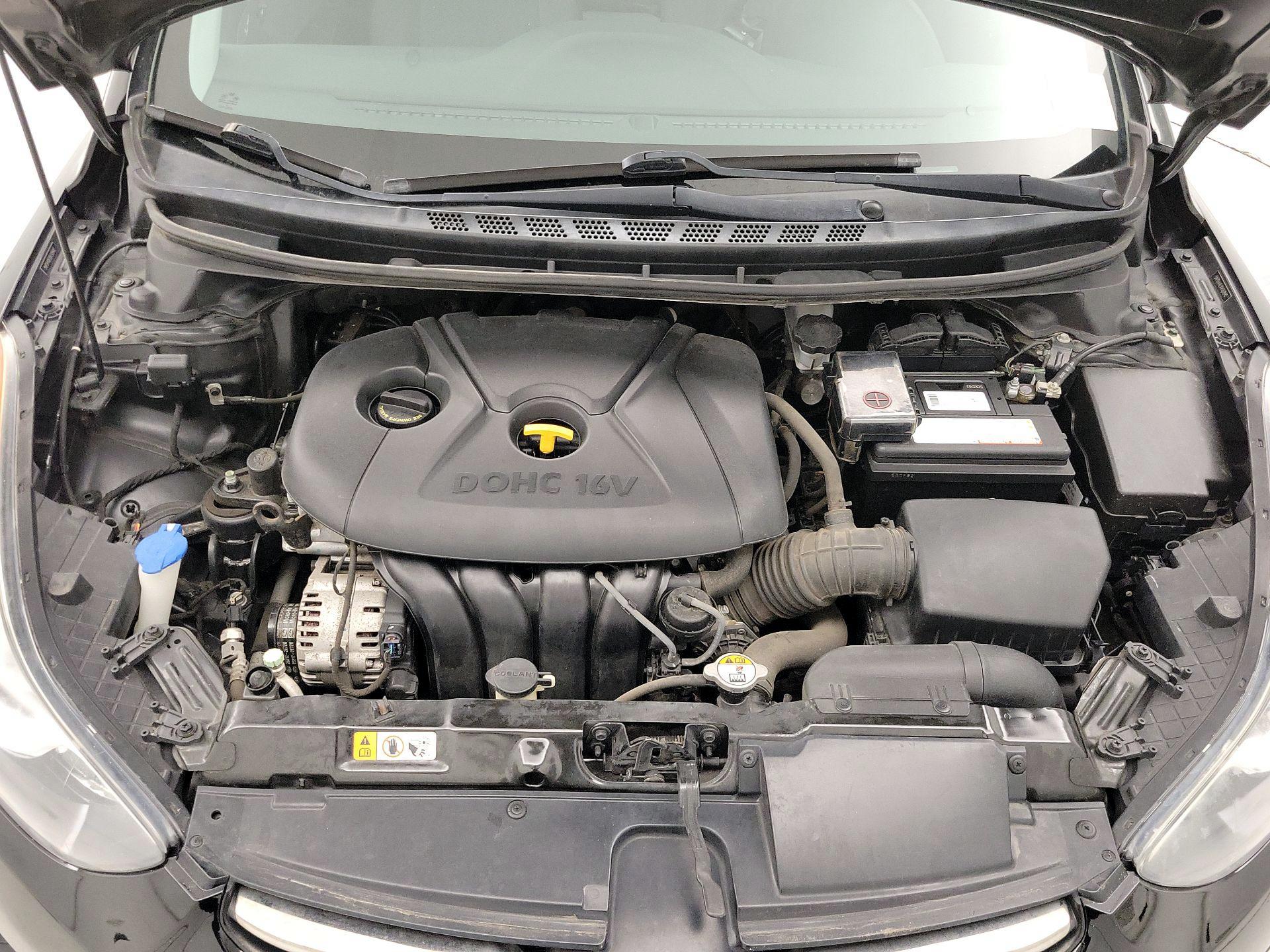 Thumbnail: 2013 Hyundai Elantra - 20