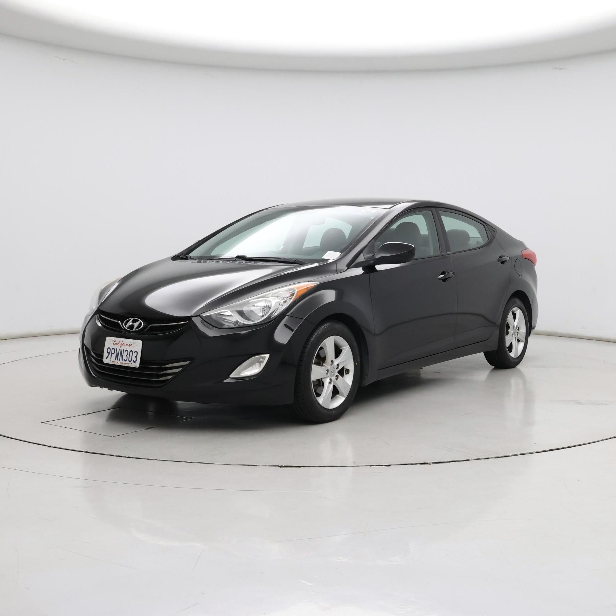Thumbnail: 2013 Hyundai Elantra - 4
