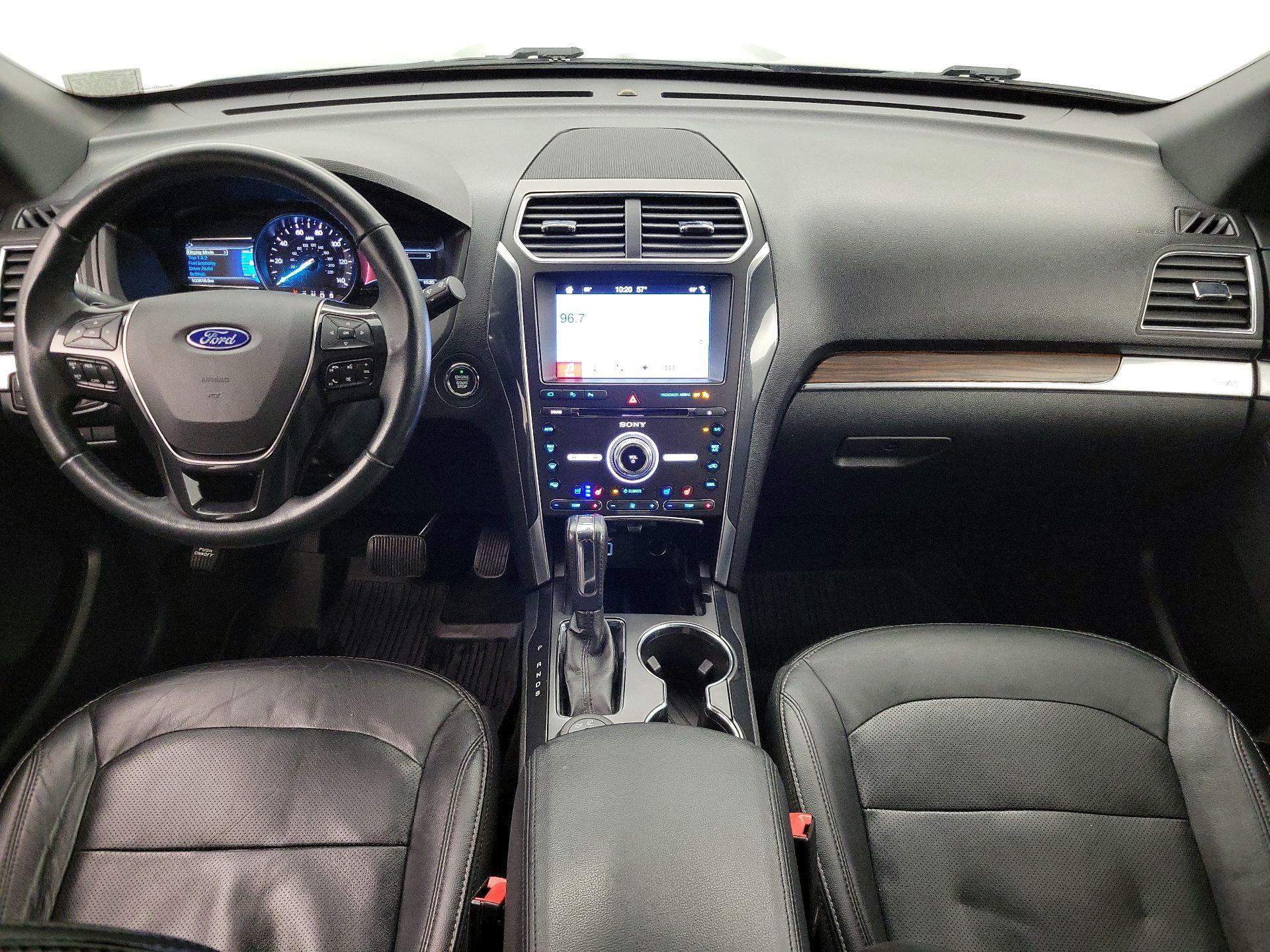 Thumbnail: 2017 Ford Explorer - 9