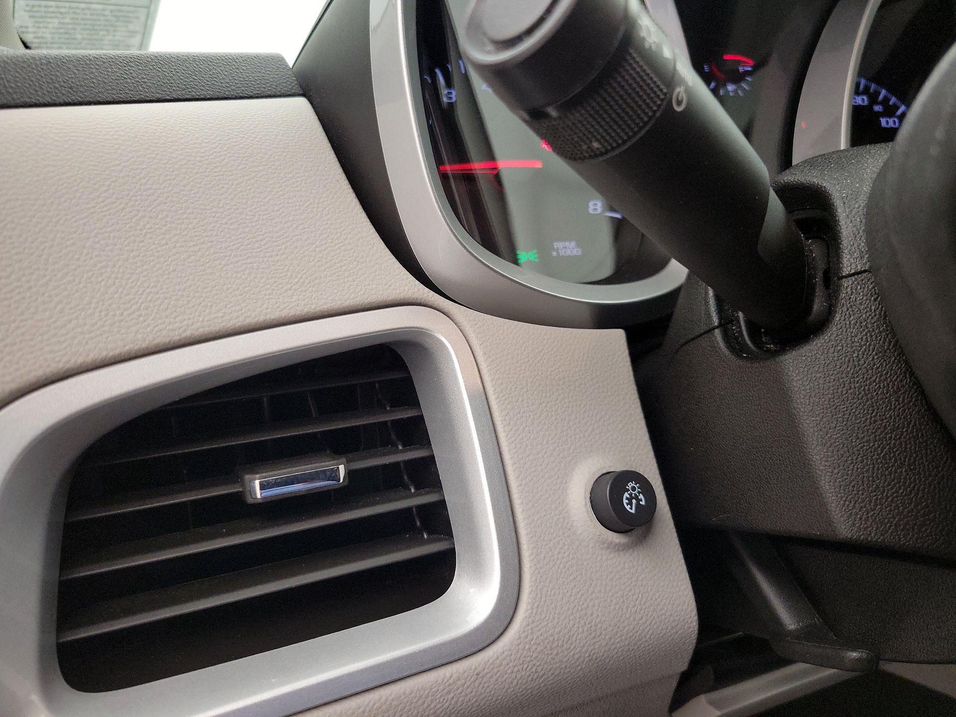 Thumbnail: 2015 Chevrolet Equinox - 13