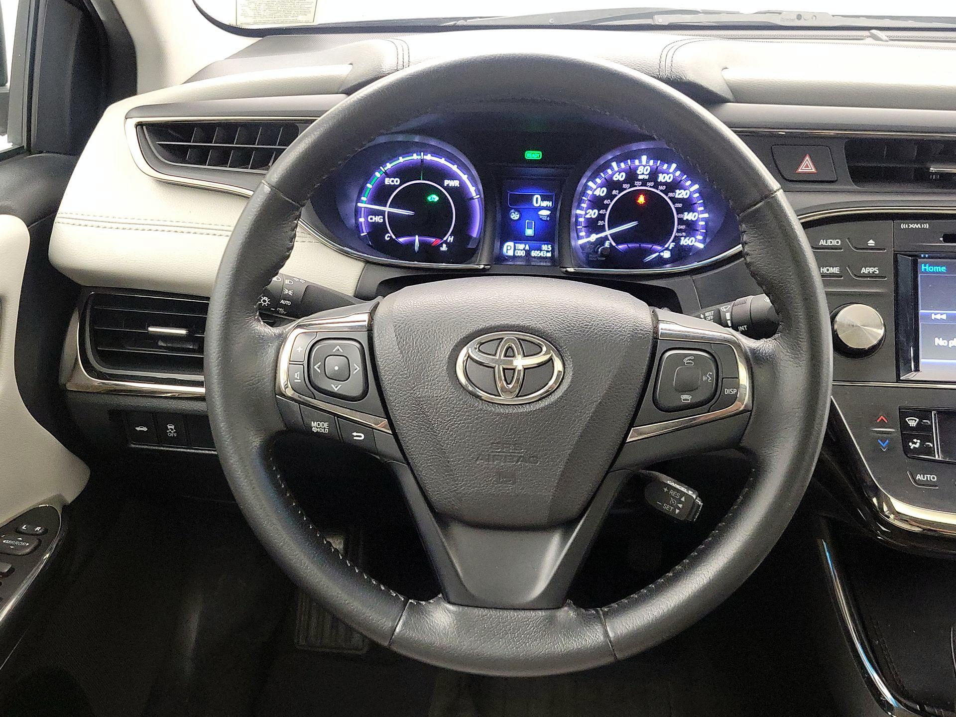 Thumbnail: 2015 Toyota Avalon - 10