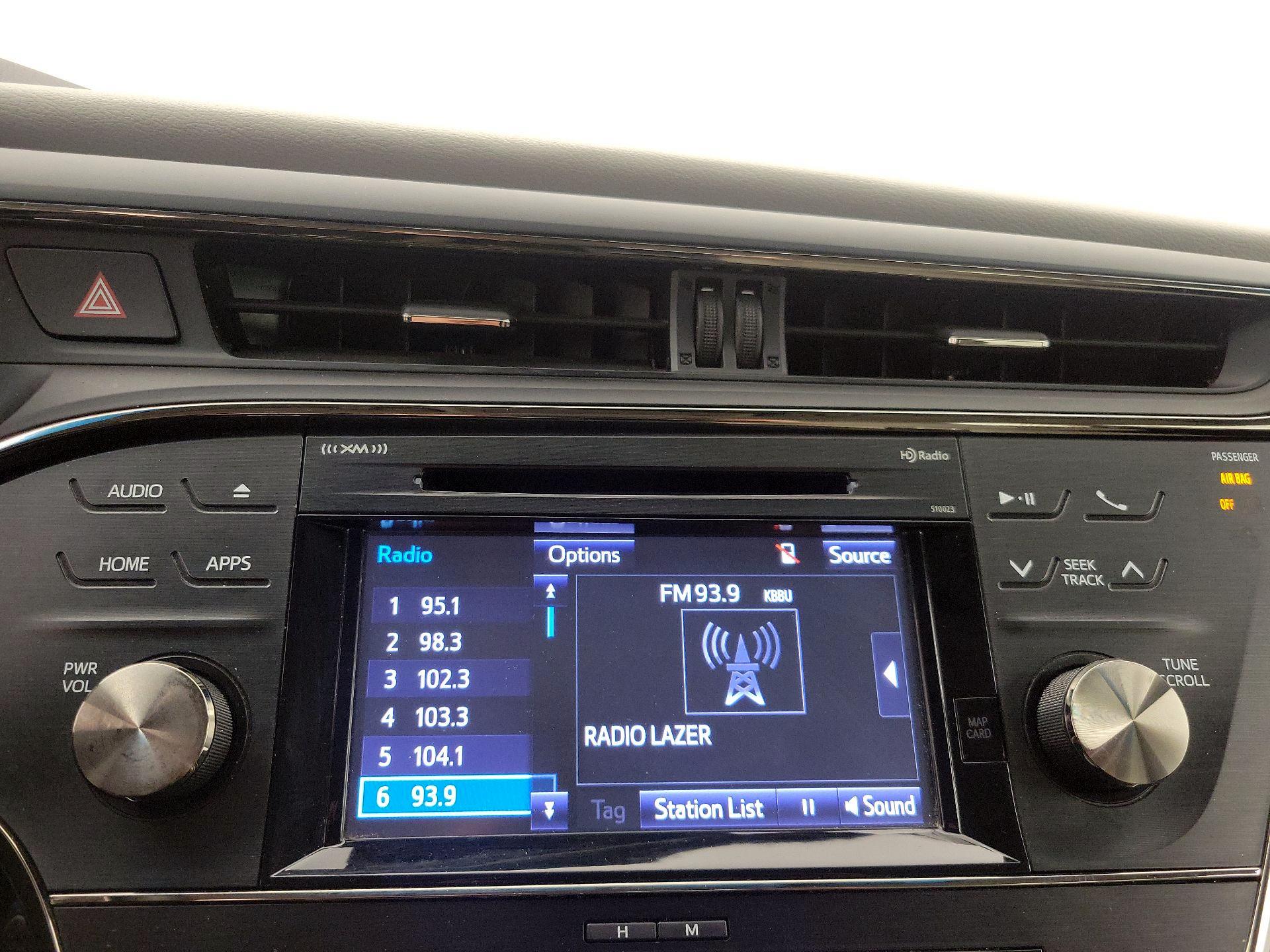 Thumbnail: 2015 Toyota Avalon - 16
