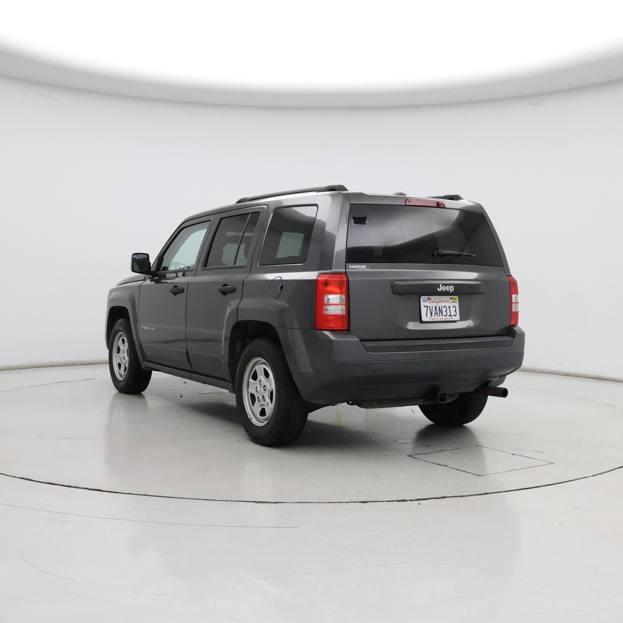 Thumbnail: 2016 Jeep Patriot - 2