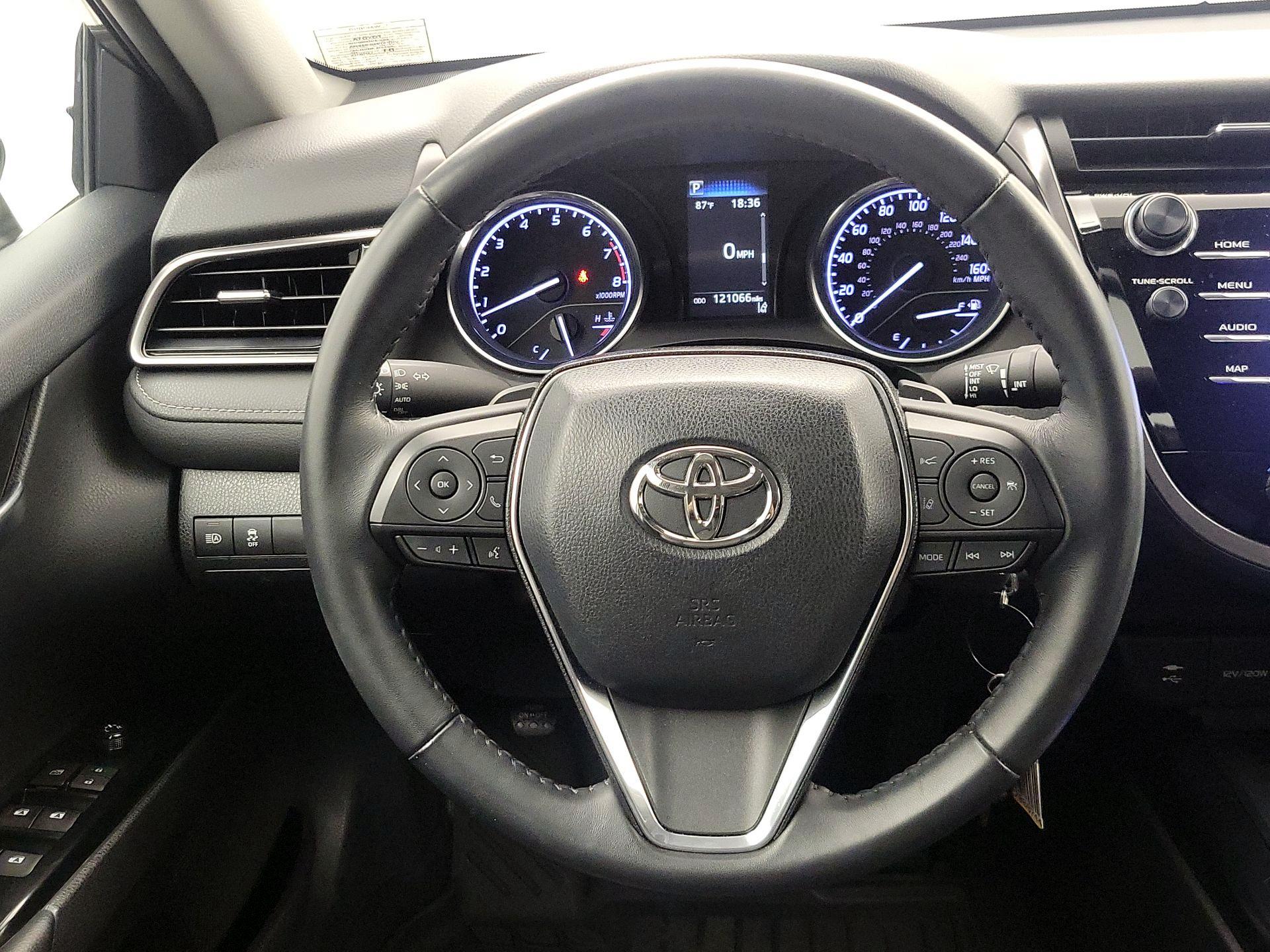 Thumbnail: 2019 Toyota Camry - 10