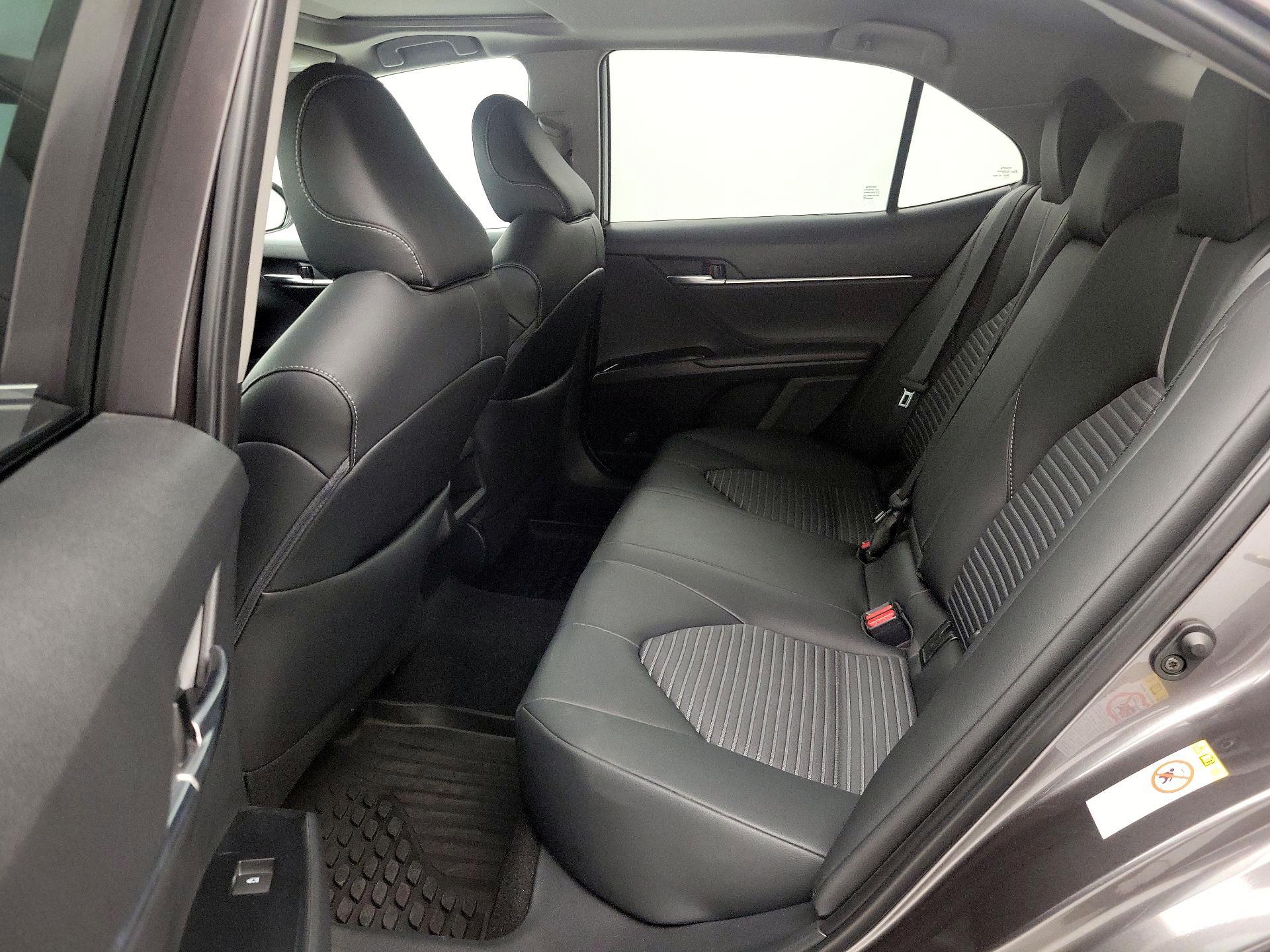 Thumbnail: 2019 Toyota Camry - 20