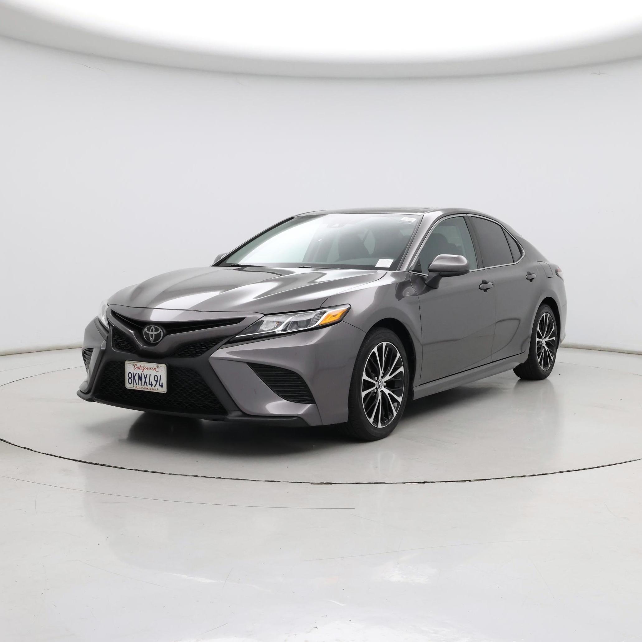 Thumbnail: 2019 Toyota Camry - 4