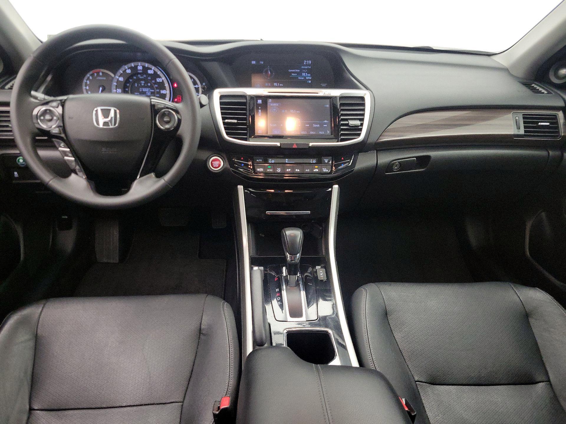 Thumbnail: 2017 Honda Accord - 9