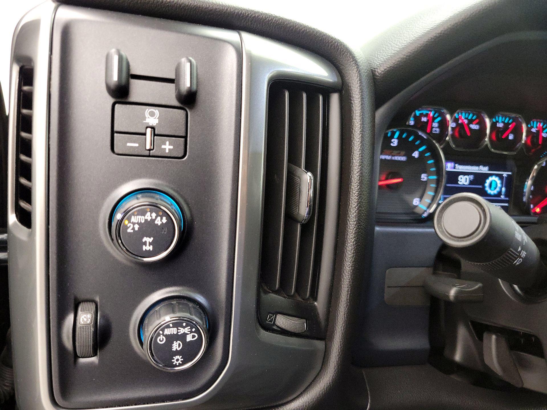 Thumbnail: 2018 Chevrolet Silverado 1500 - 13
