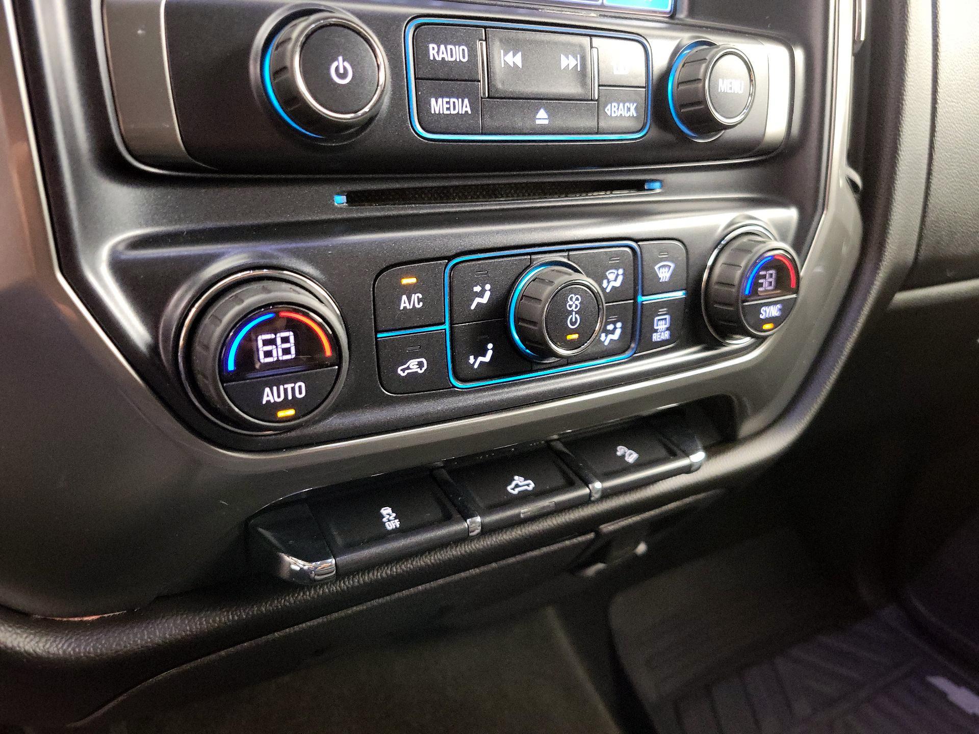 Thumbnail: 2018 Chevrolet Silverado 1500 - 16