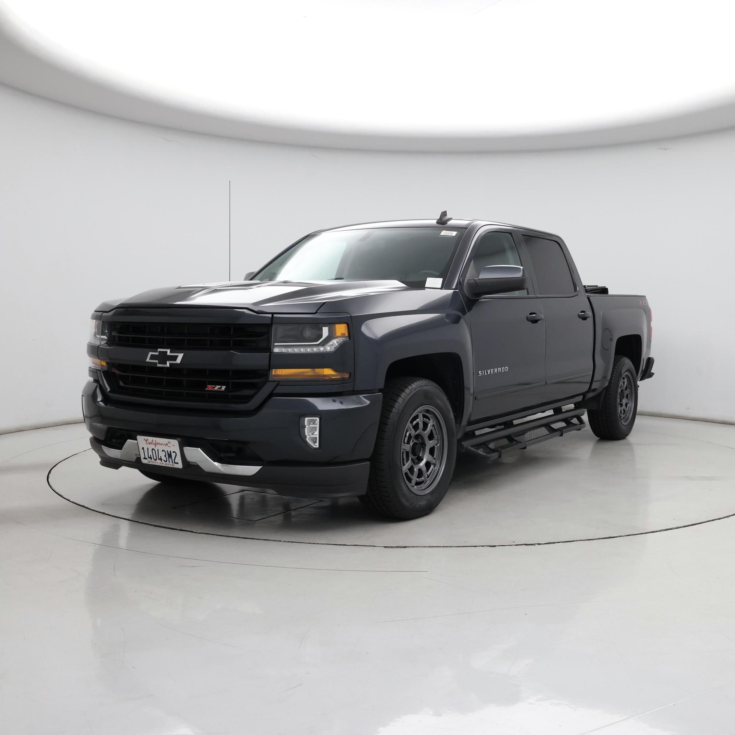 Thumbnail: 2018 Chevrolet Silverado 1500 - 4
