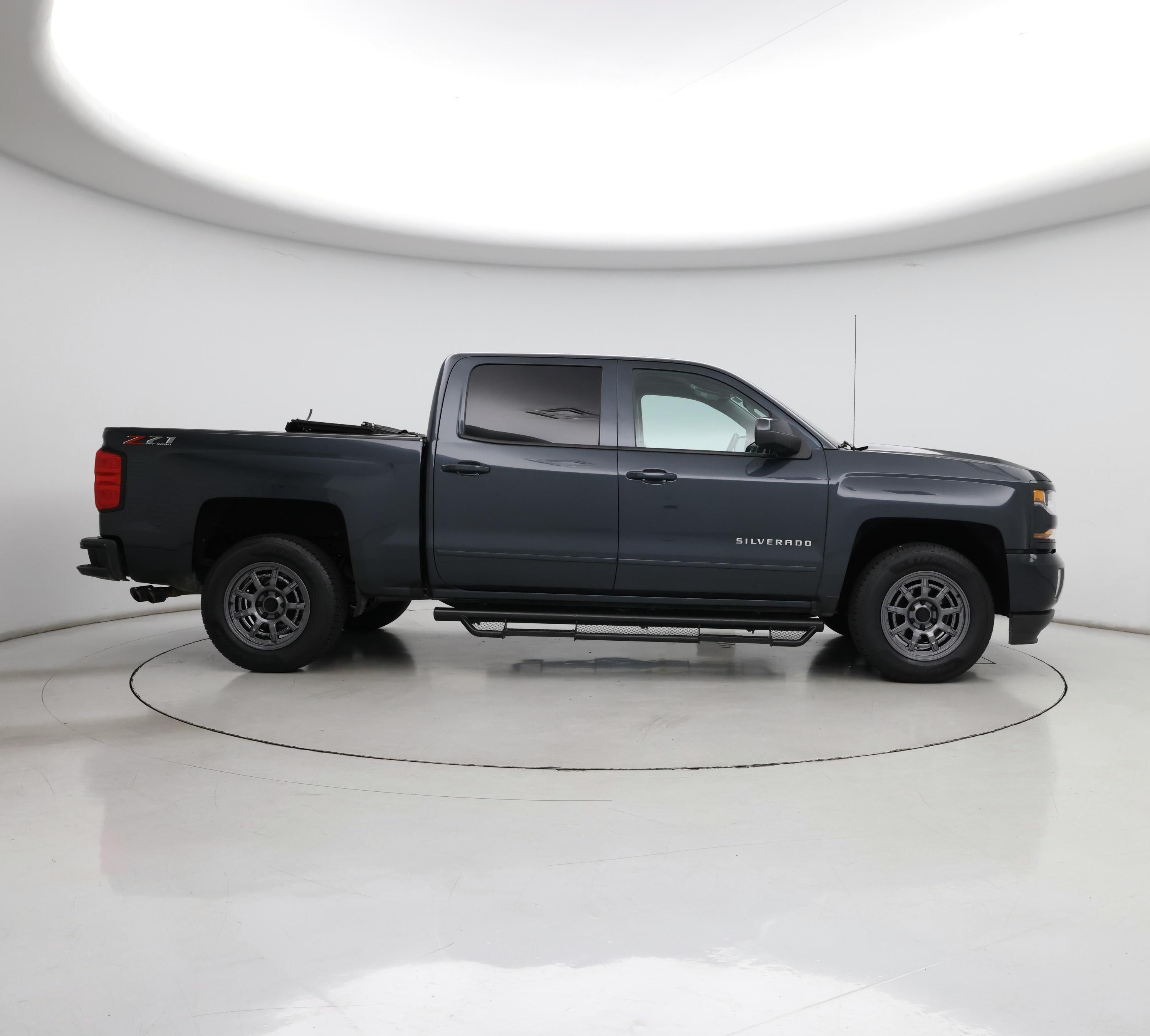 Thumbnail: 2018 Chevrolet Silverado 1500 - 7