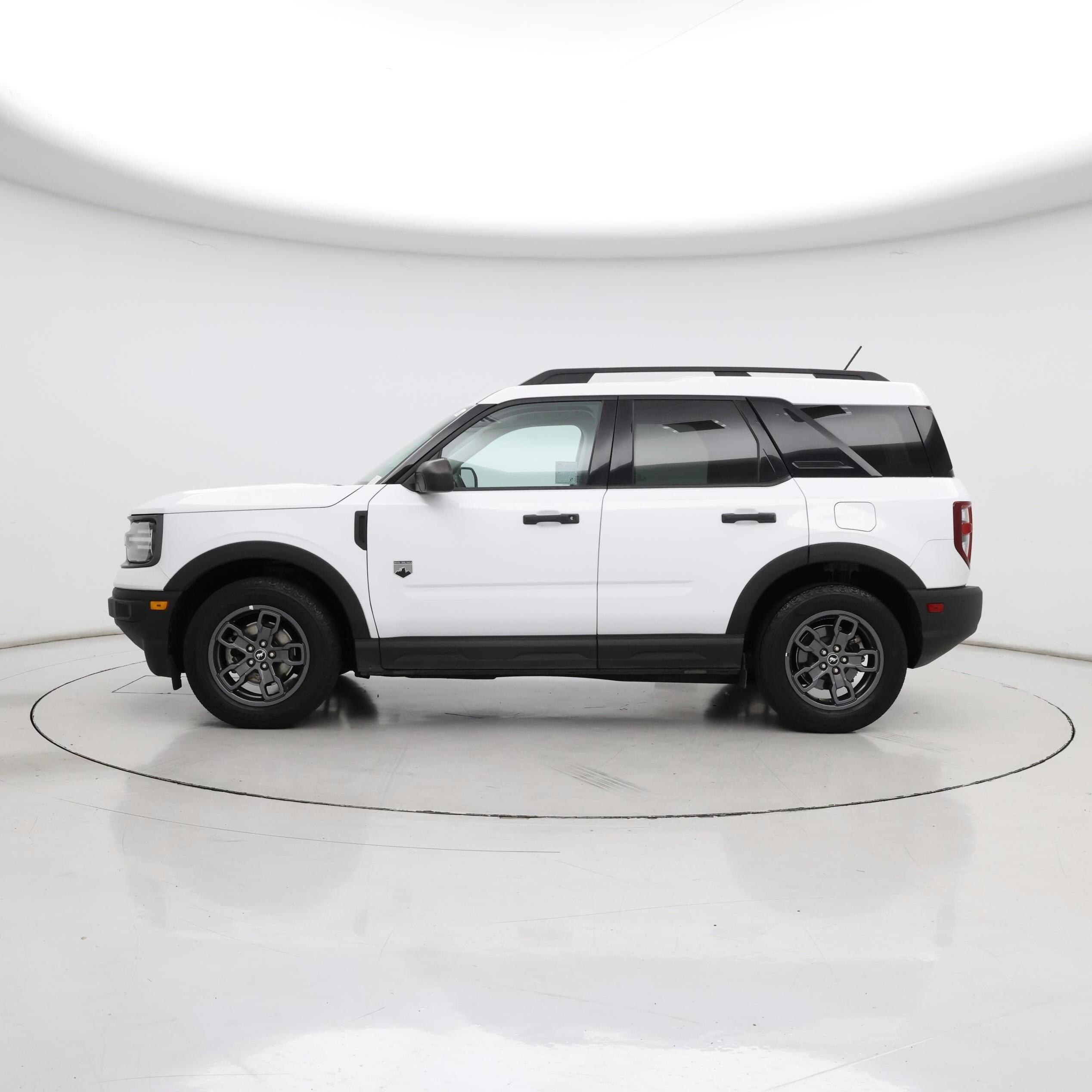 Thumbnail: 2022 Ford Bronco Sport - 3