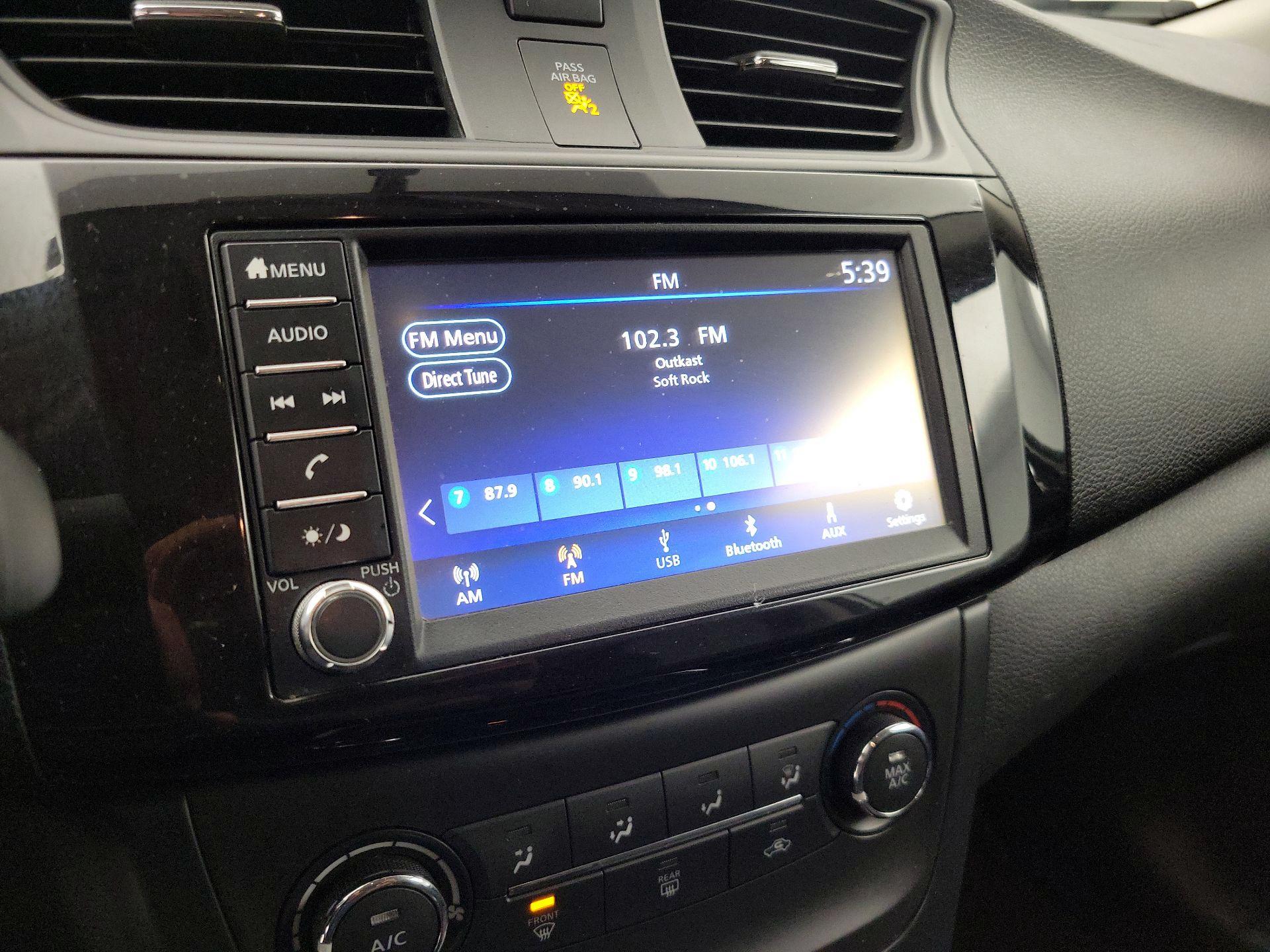 Thumbnail: 2019 Nissan Sentra - 15