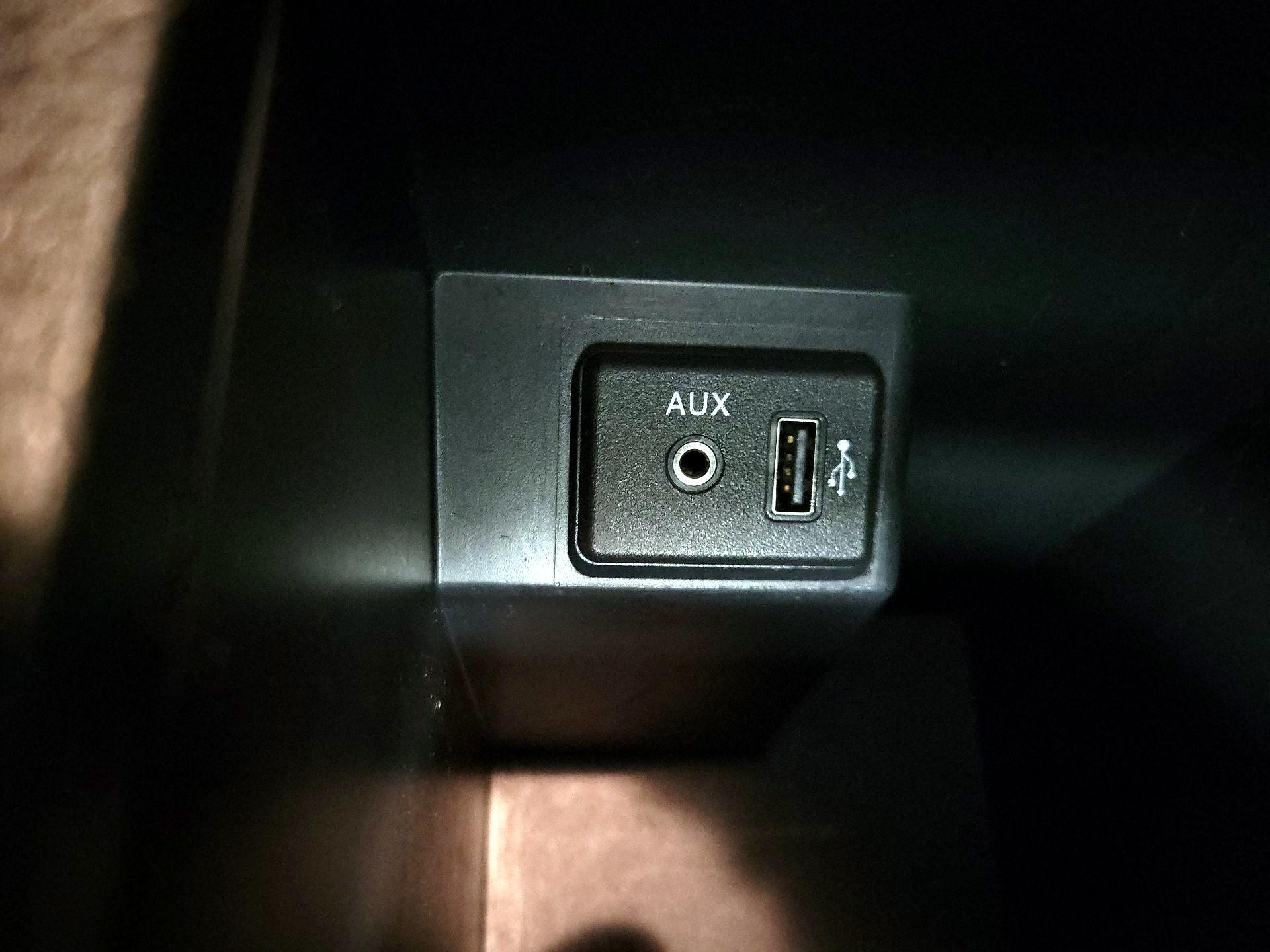 Thumbnail: 2019 Nissan Sentra - 18