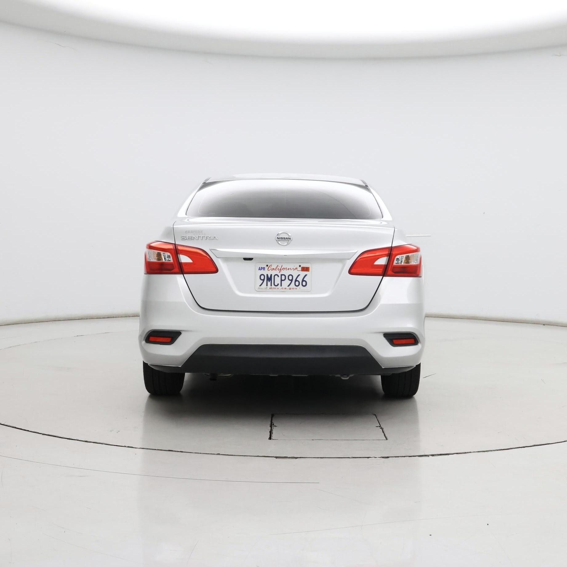 Thumbnail: 2019 Nissan Sentra - 6