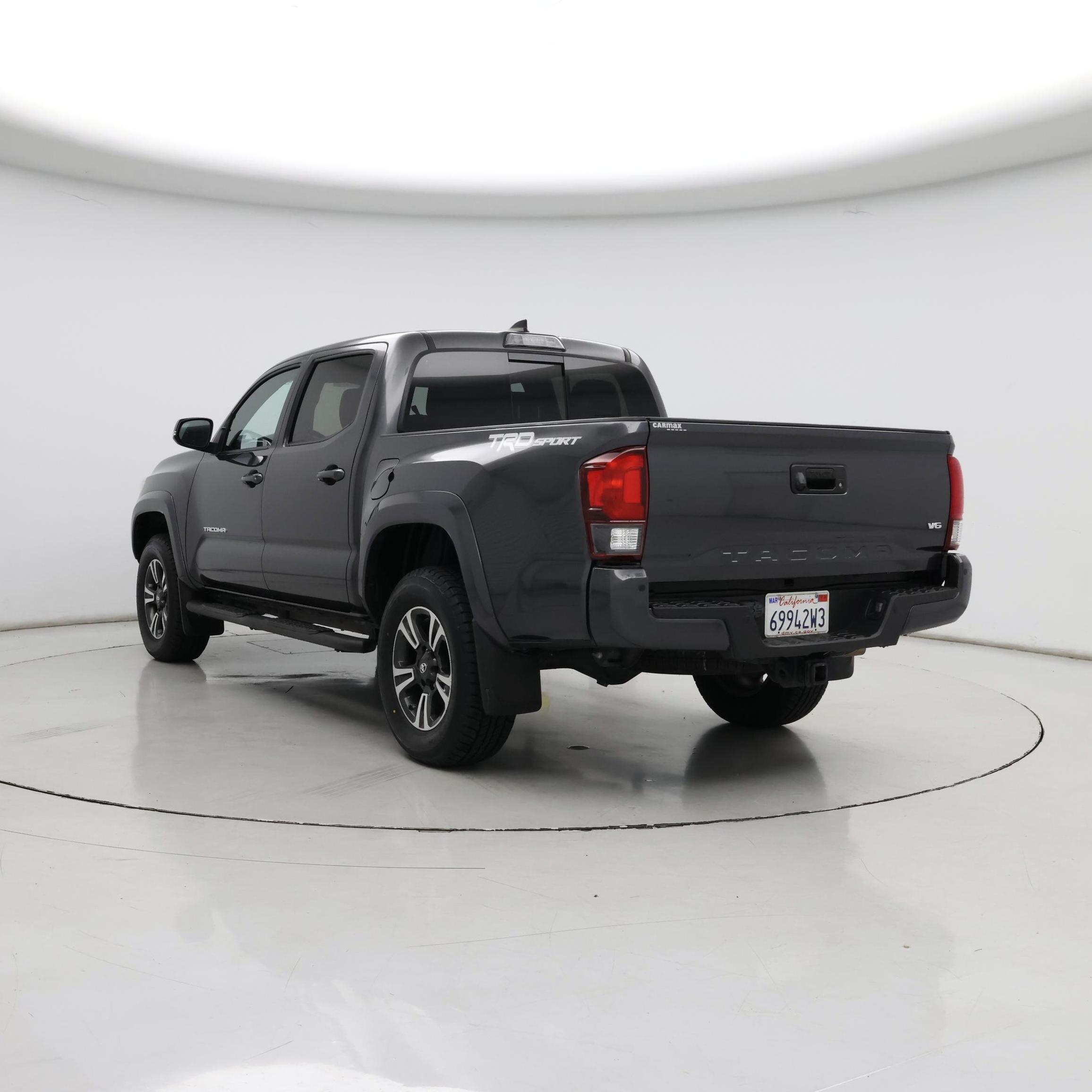 Thumbnail: 2018 Toyota Tacoma - 2