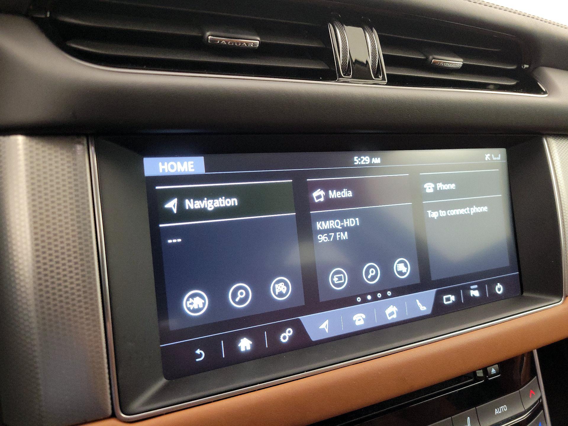 Thumbnail: 2018 Jaguar XF - 16