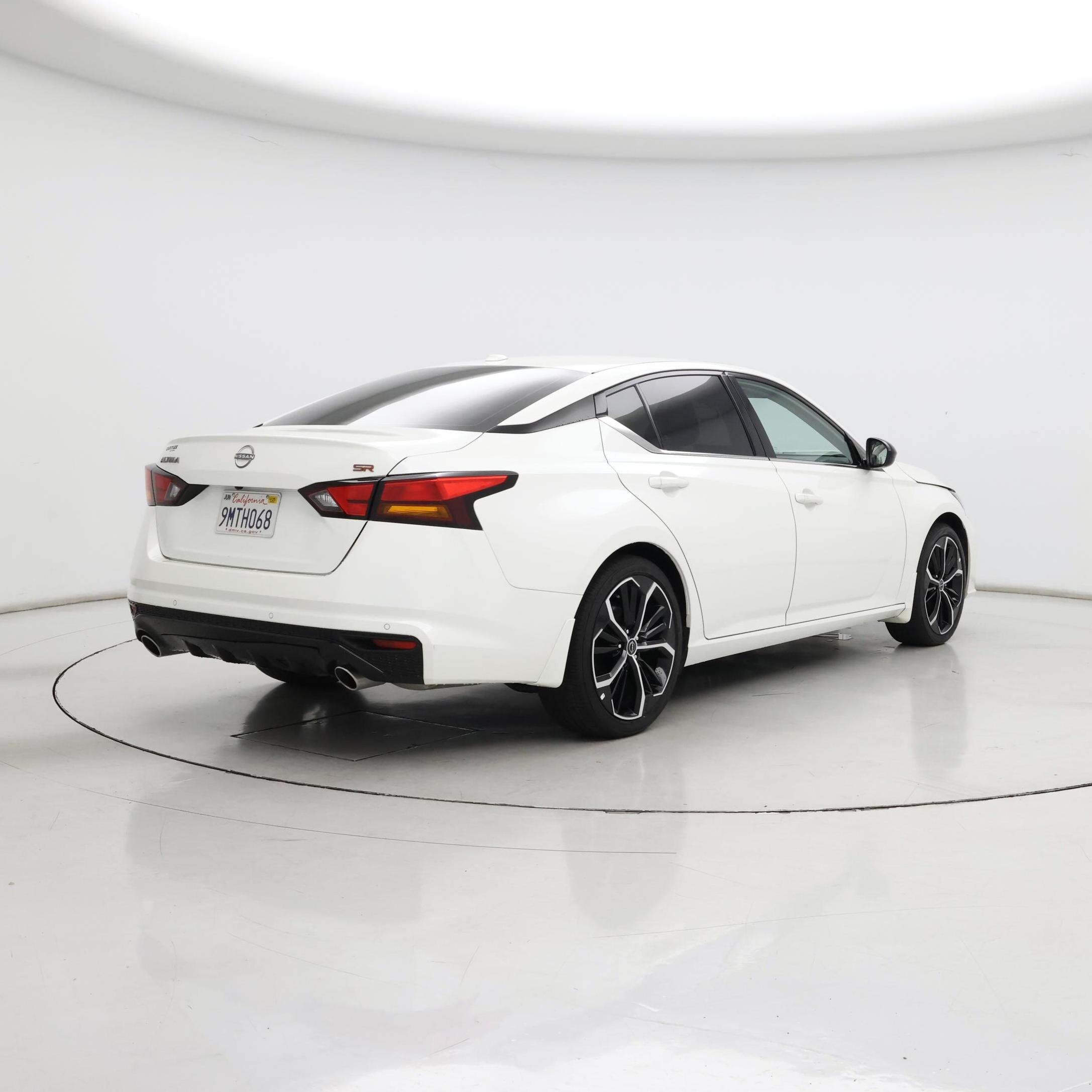 Thumbnail: 2024 Nissan Altima - 8