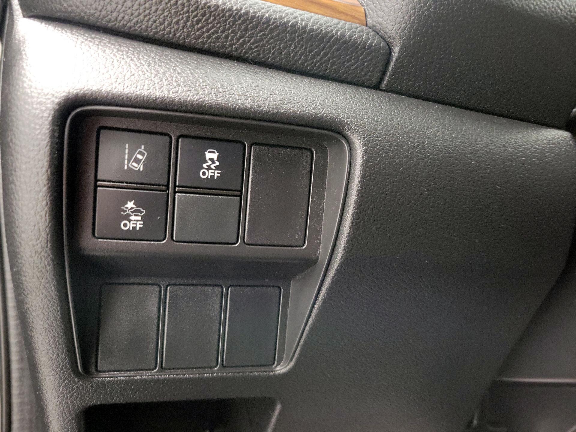 Thumbnail: 2018 Honda CR-V - 13