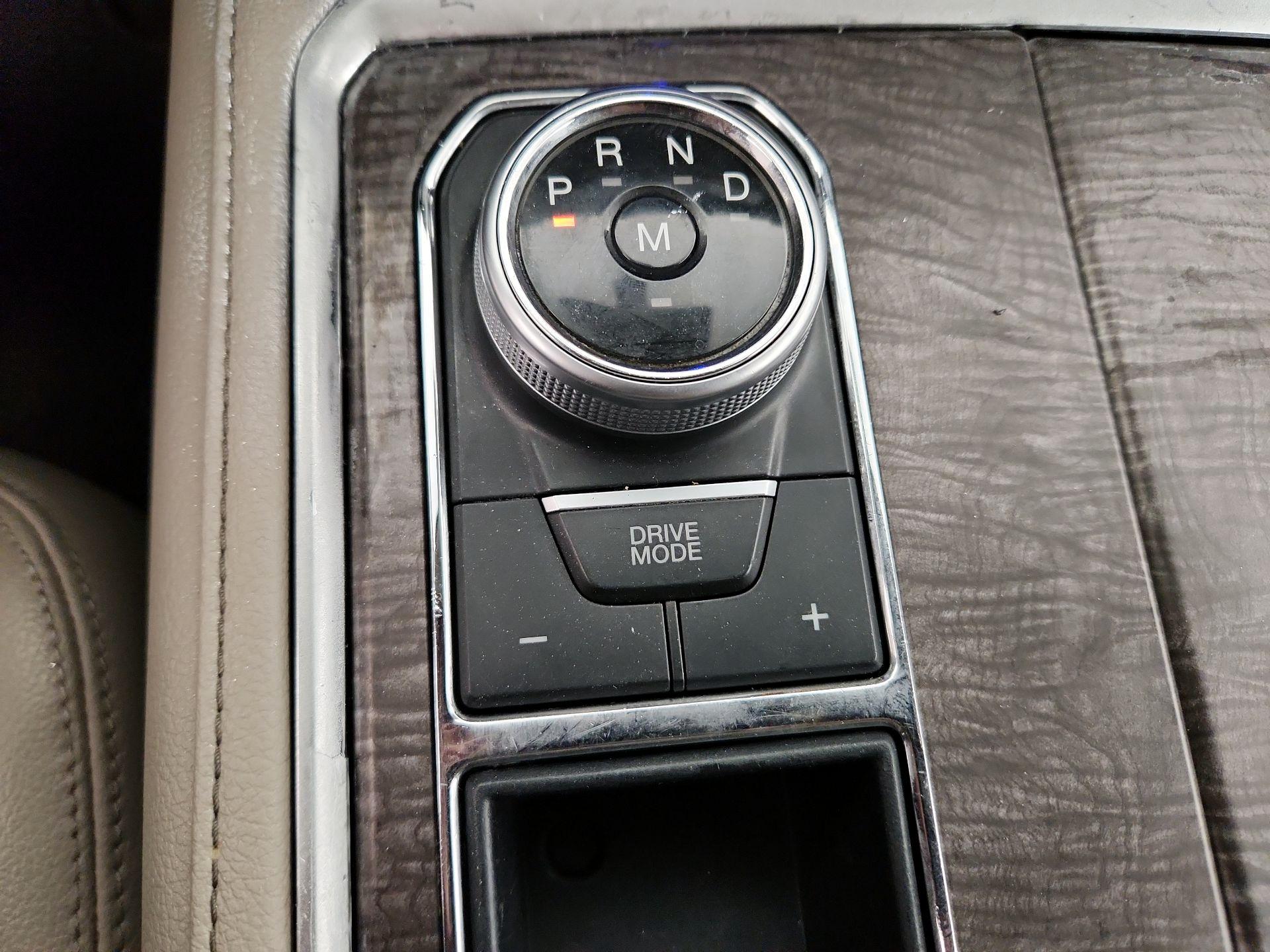 Thumbnail: 2020 Ford Expedition - 18