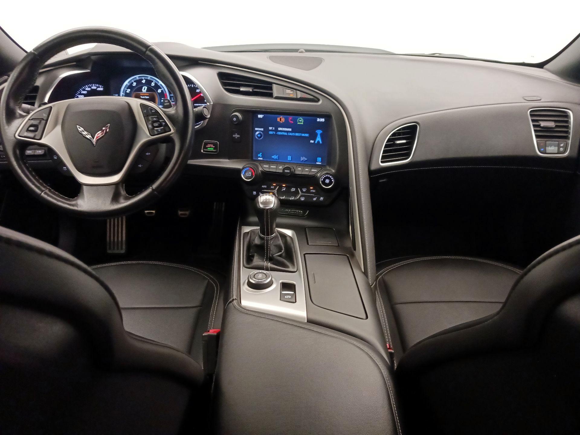 Thumbnail: 2014 Chevrolet Corvette - 9