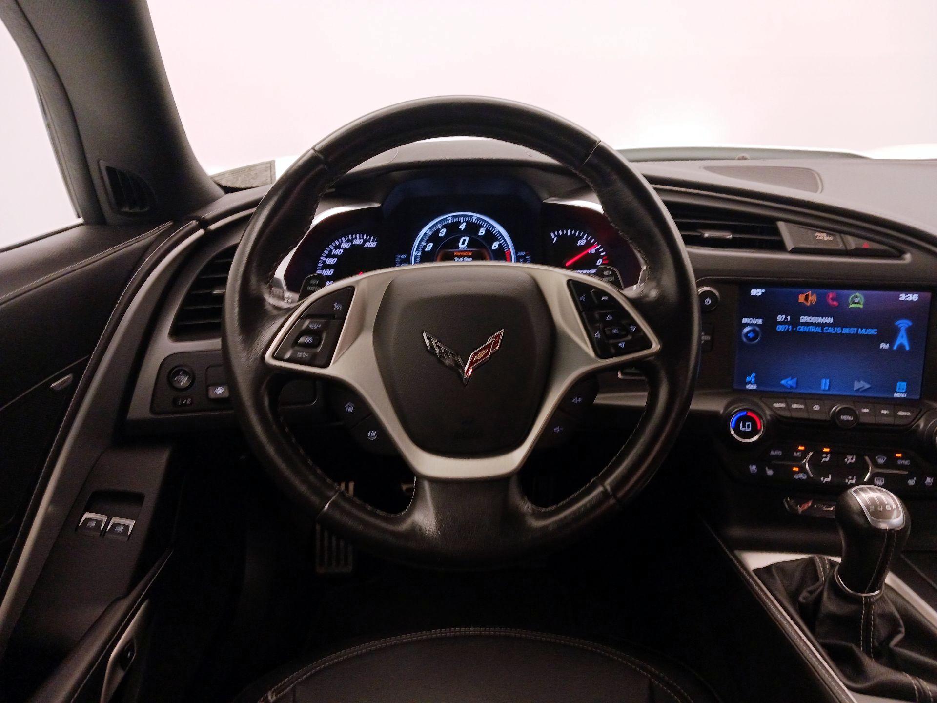 Thumbnail: 2014 Chevrolet Corvette - 10