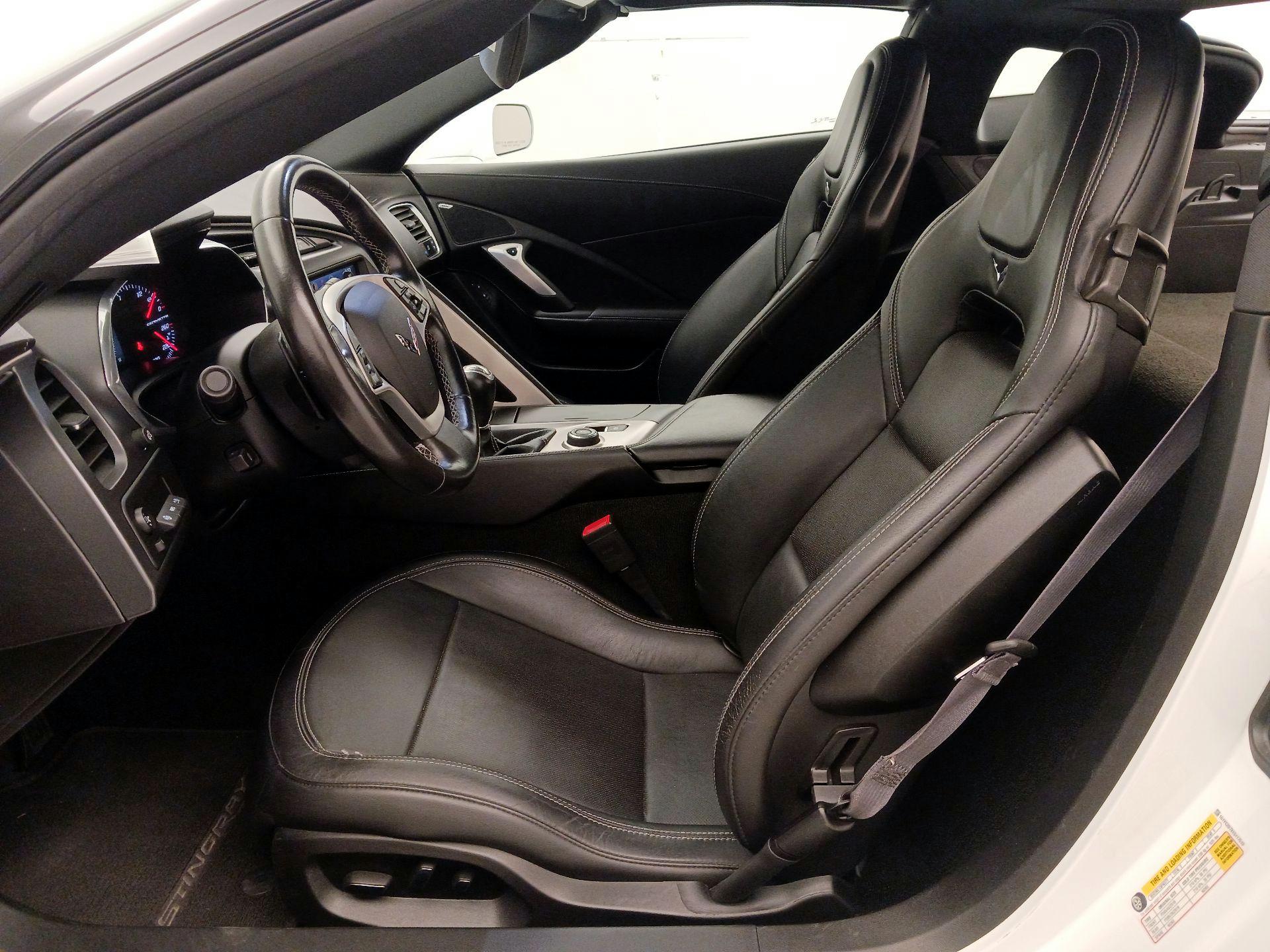 Thumbnail: 2014 Chevrolet Corvette - 11