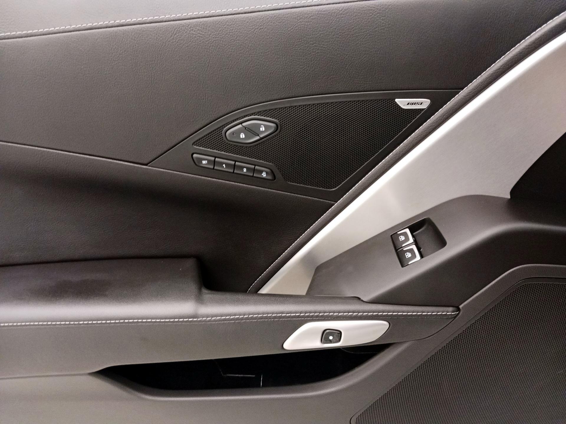 Thumbnail: 2014 Chevrolet Corvette - 12