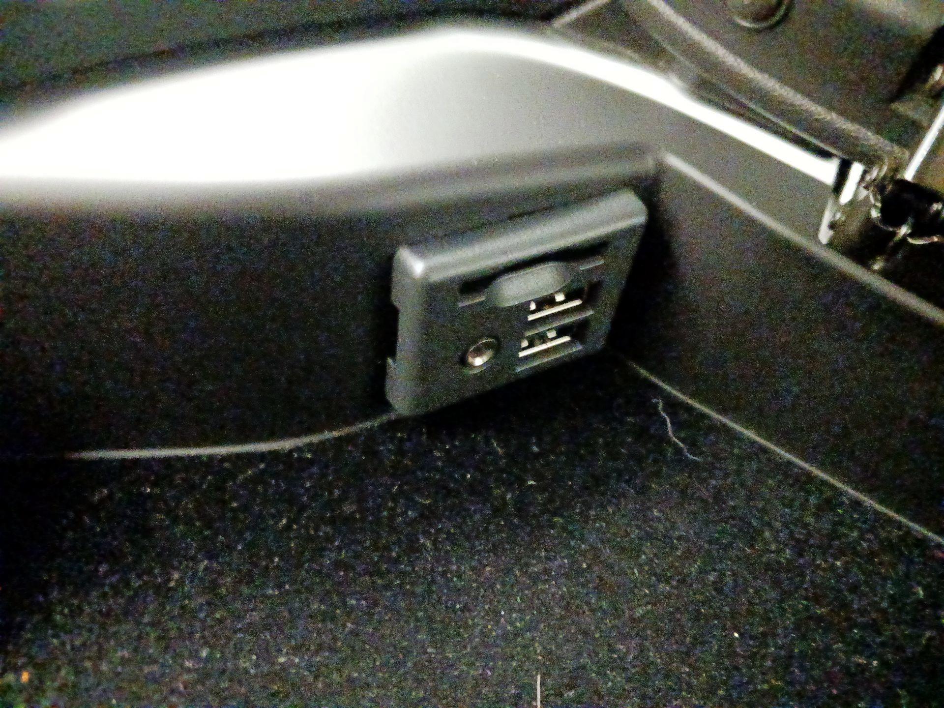 Thumbnail: 2014 Chevrolet Corvette - 18