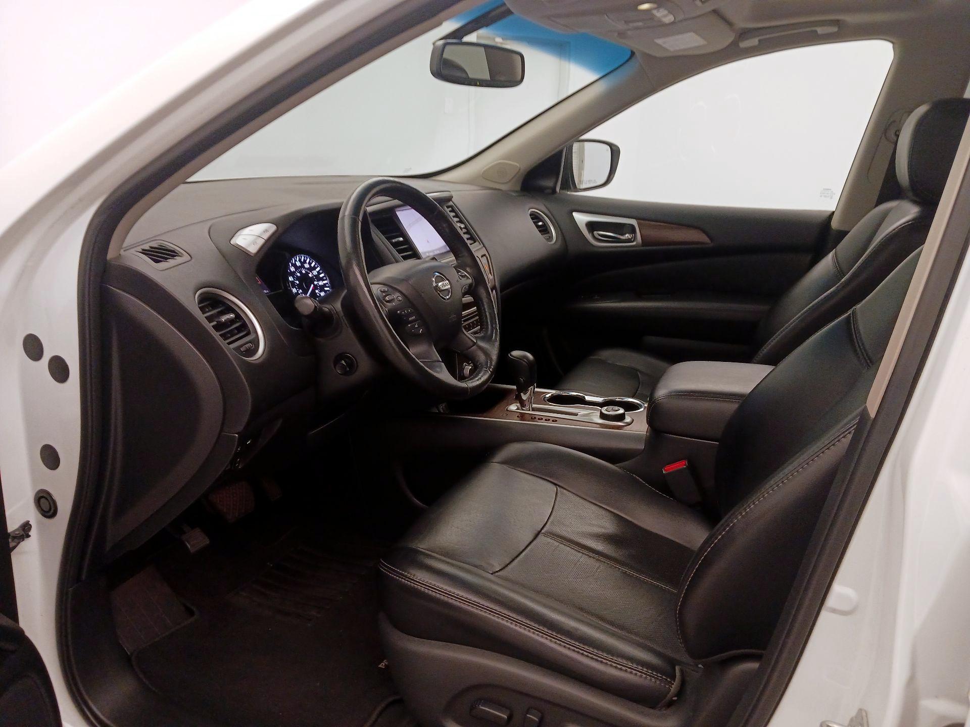 Thumbnail: 2018 Nissan Pathfinder - 11