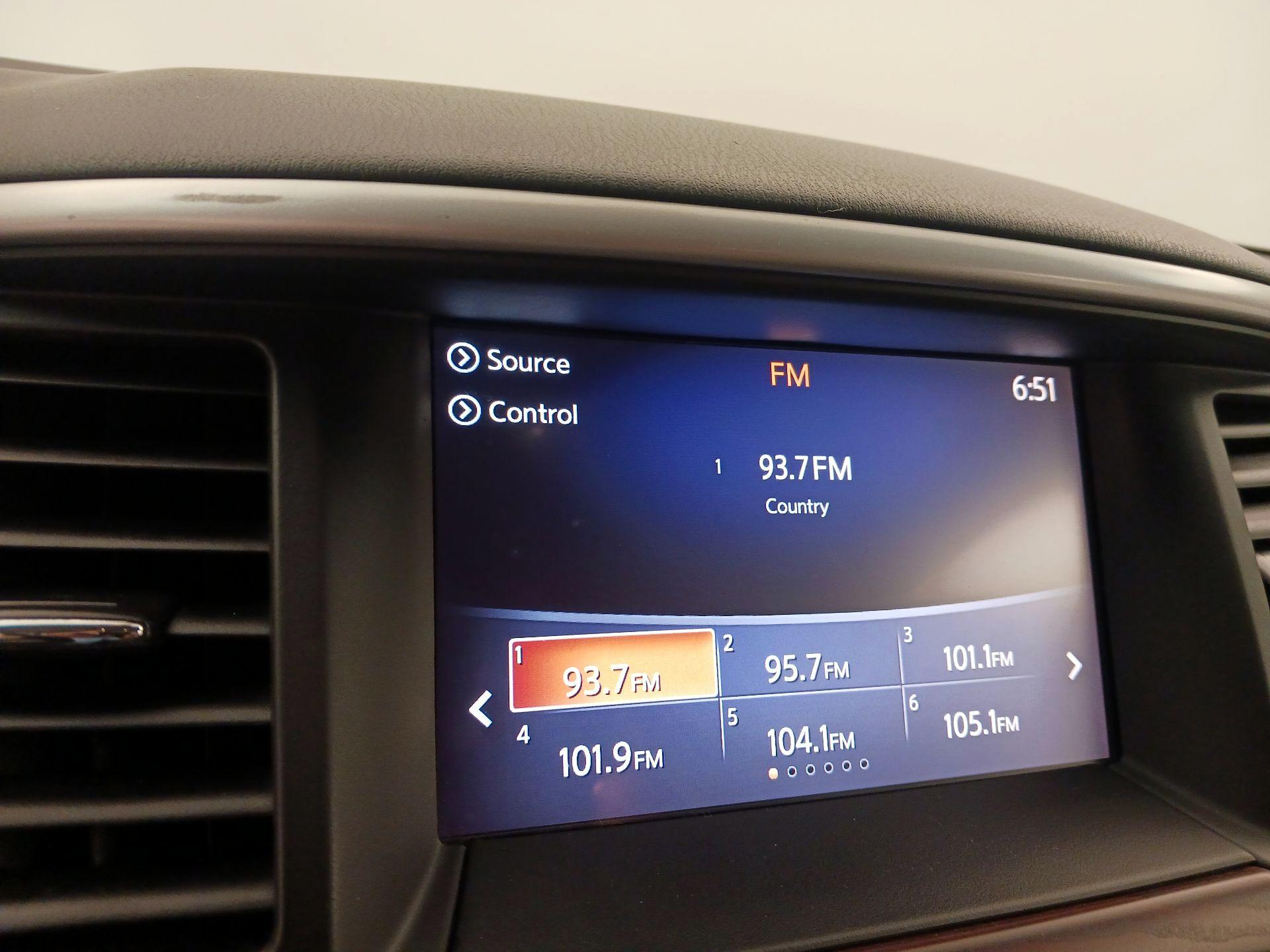 Thumbnail: 2018 Nissan Pathfinder - 16