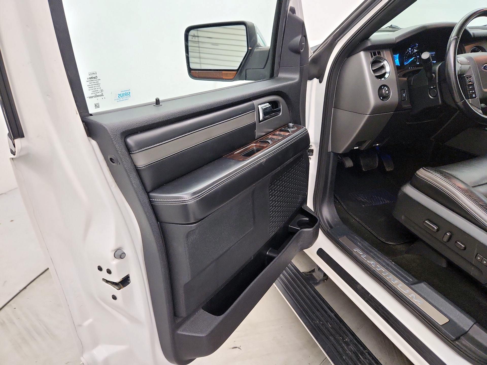 Thumbnail: 2017 Ford Expedition - 12