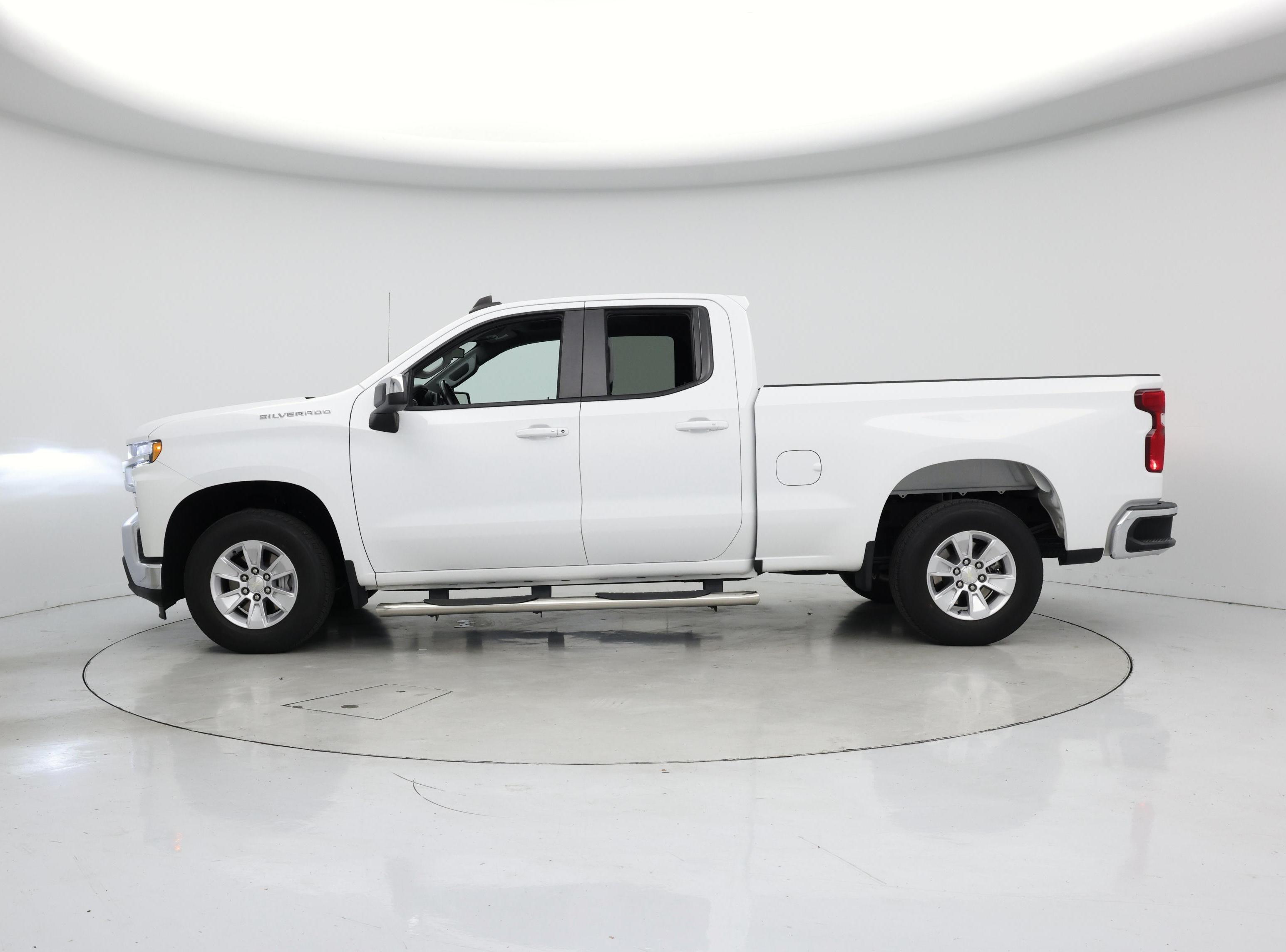 Thumbnail: 2019 Chevrolet Silverado 1500 - 3
