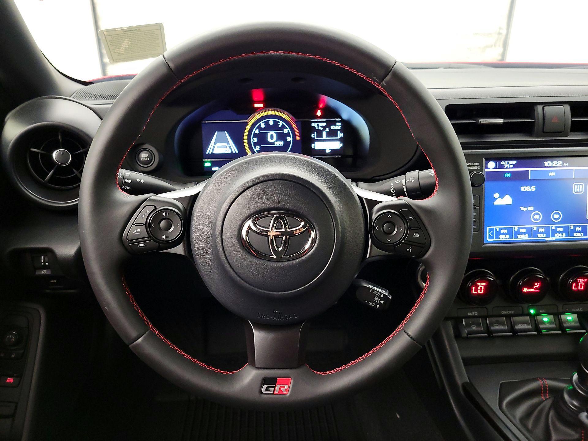 Thumbnail: 2024 Toyota GR86 - 10