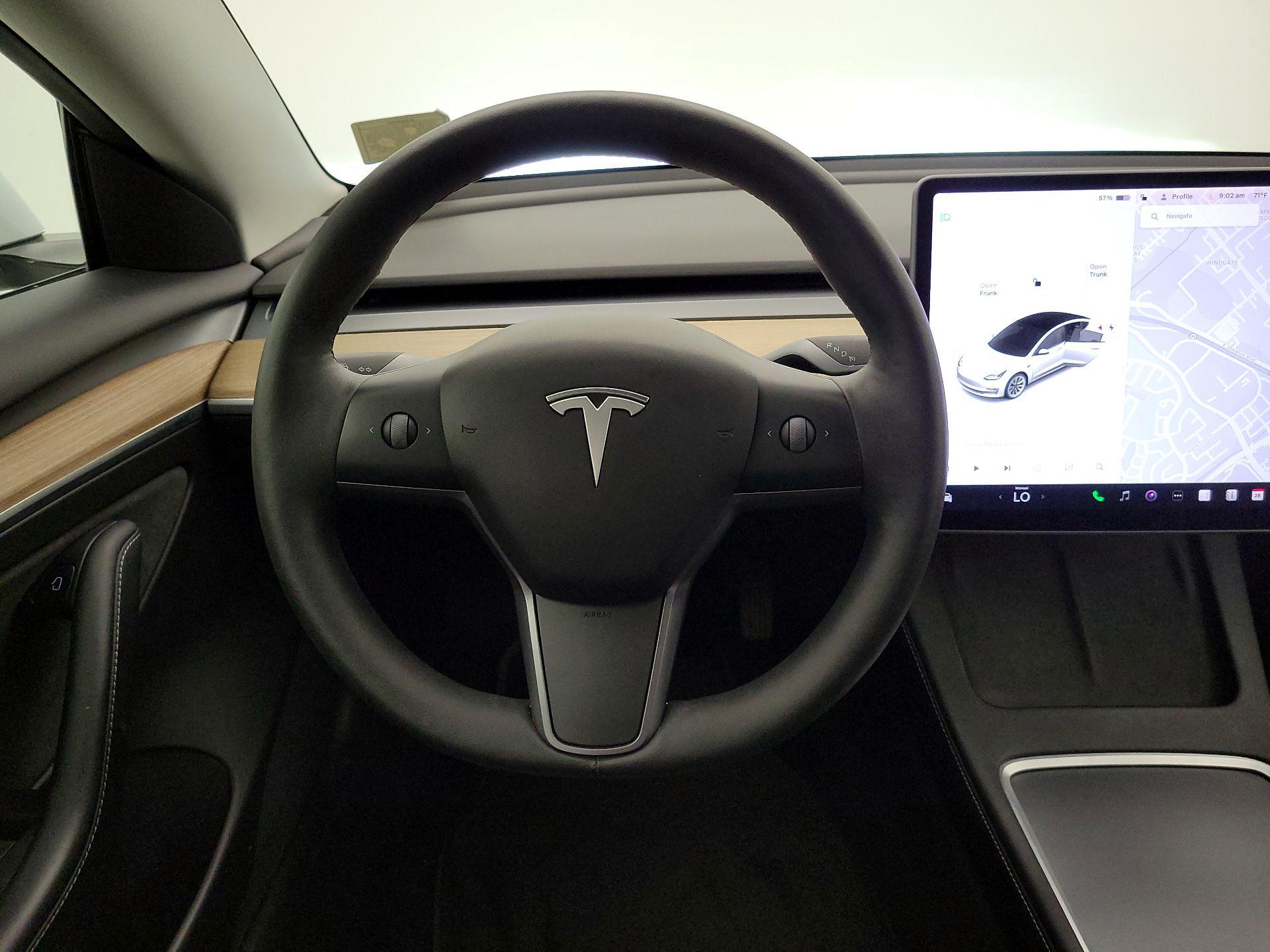 Thumbnail: 2021 Tesla Model 3 - 10