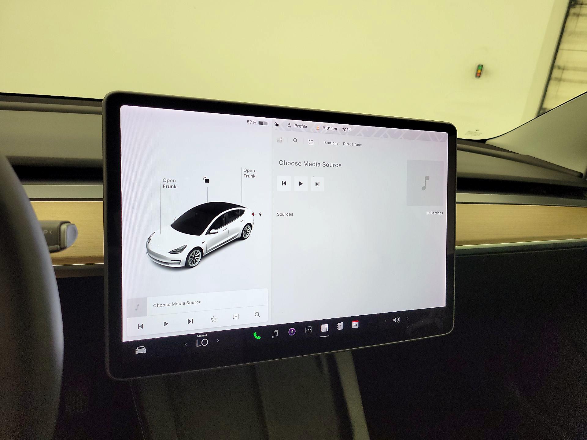 Thumbnail: 2021 Tesla Model 3 - 15