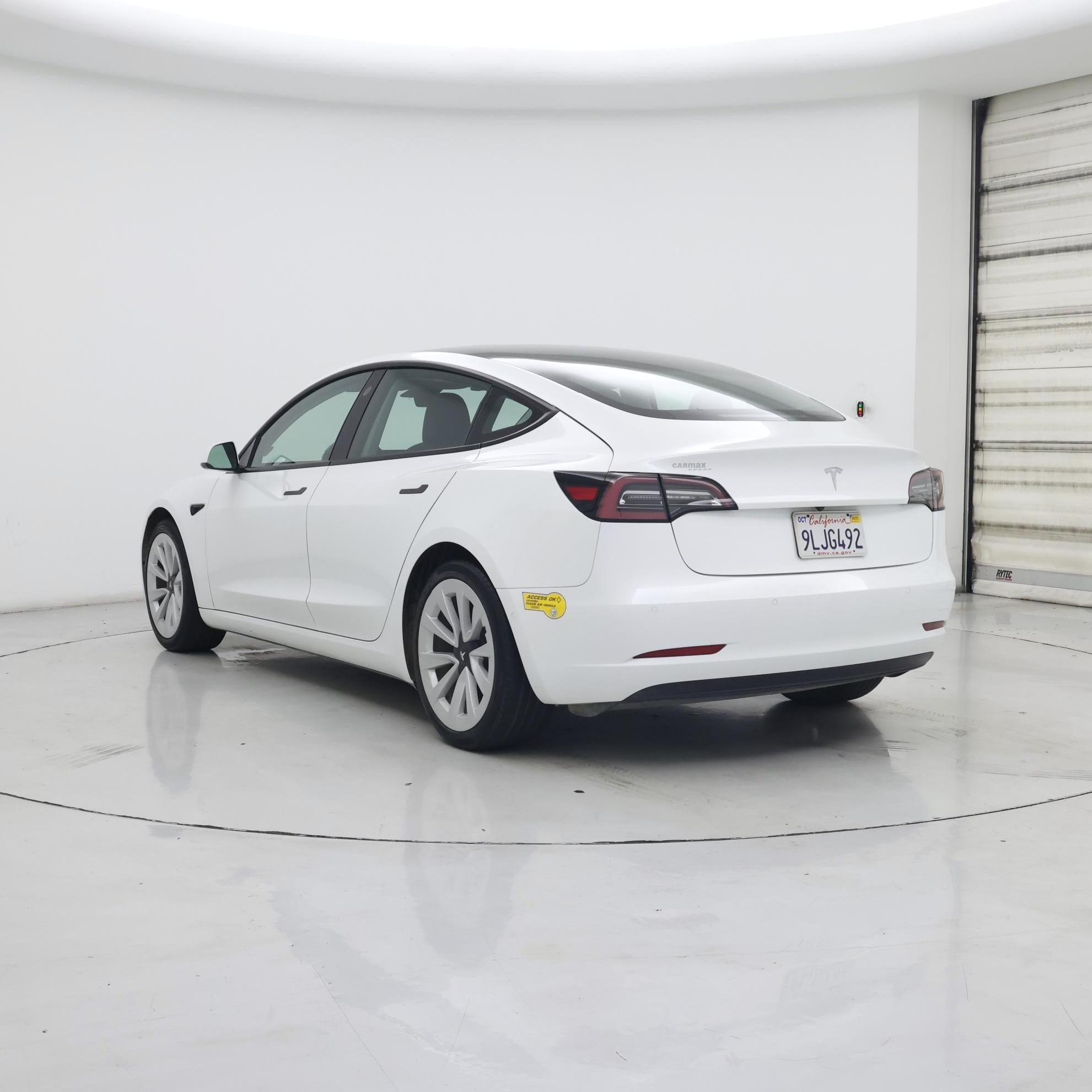 Thumbnail: 2021 Tesla Model 3 - 2