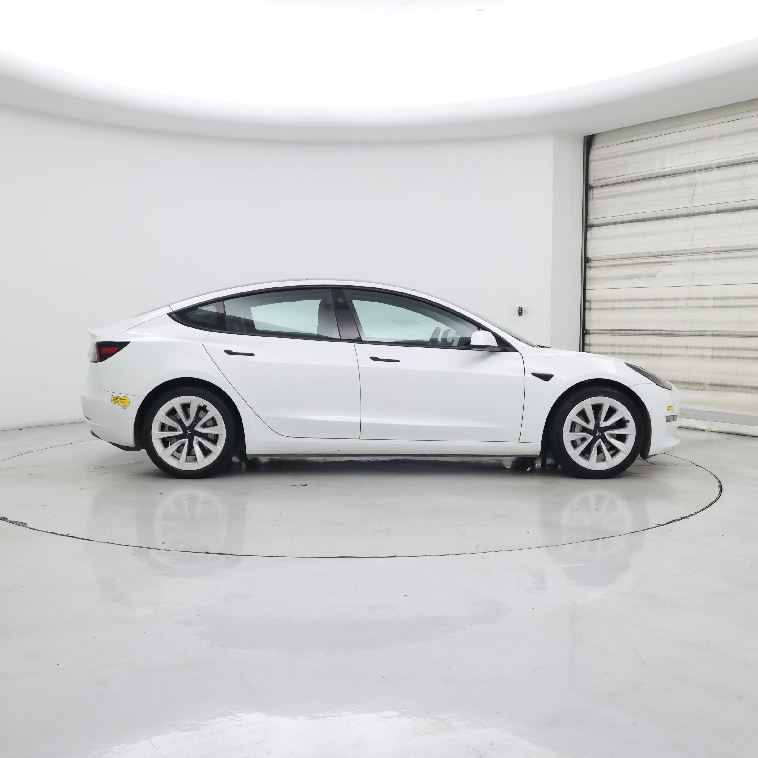 Thumbnail: 2021 Tesla Model 3 - 7
