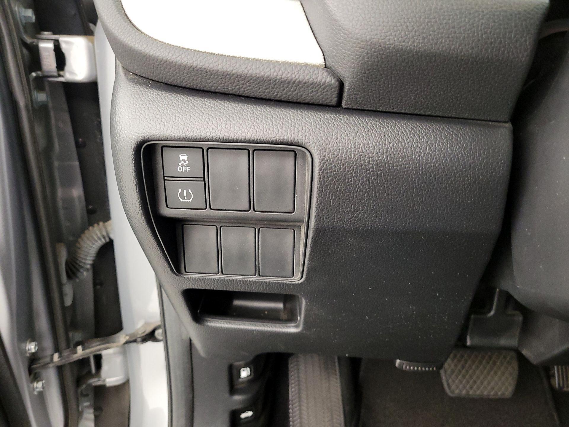 Thumbnail: 2019 Honda CR-V - 13