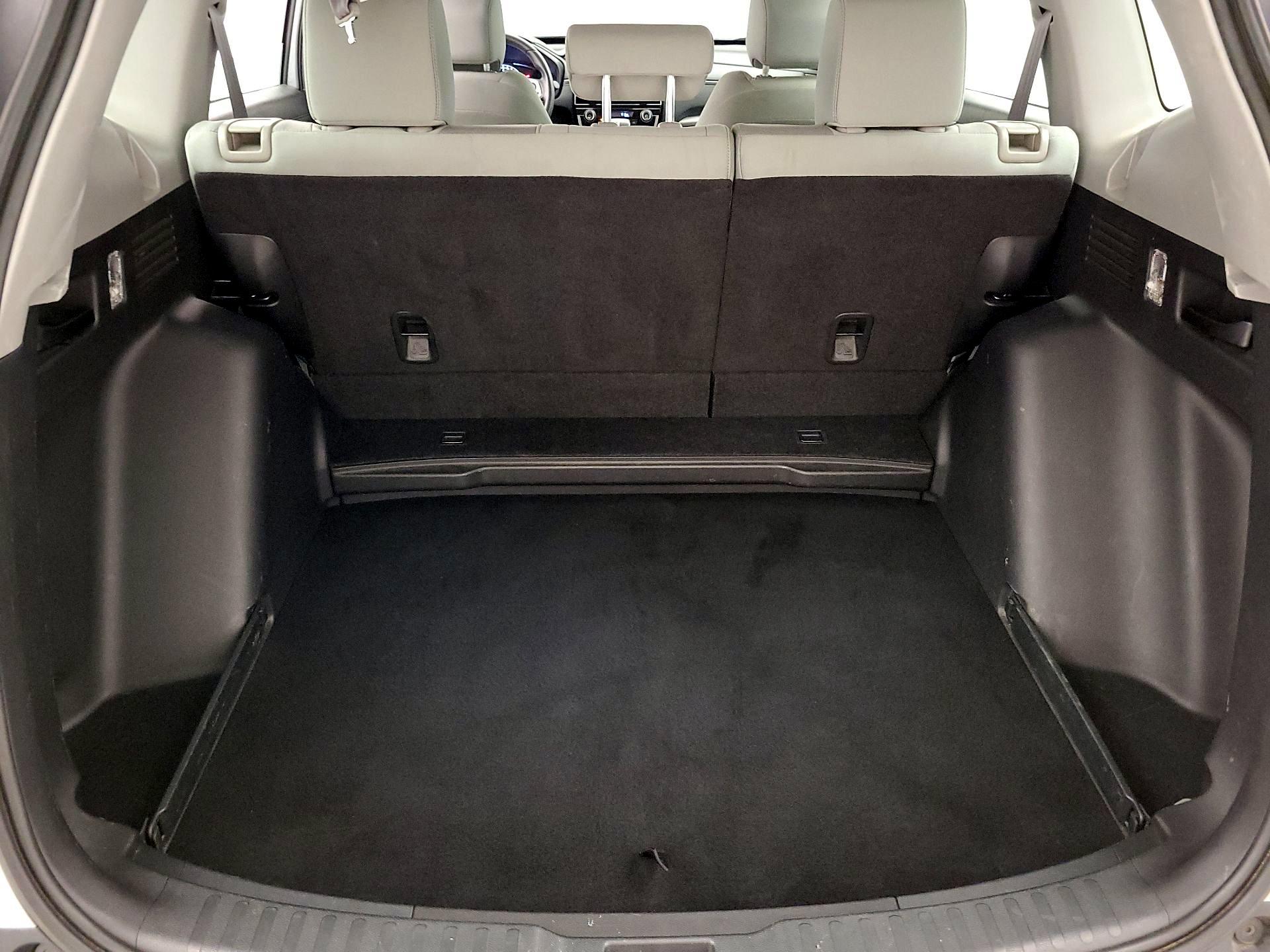Thumbnail: 2019 Honda CR-V - 20