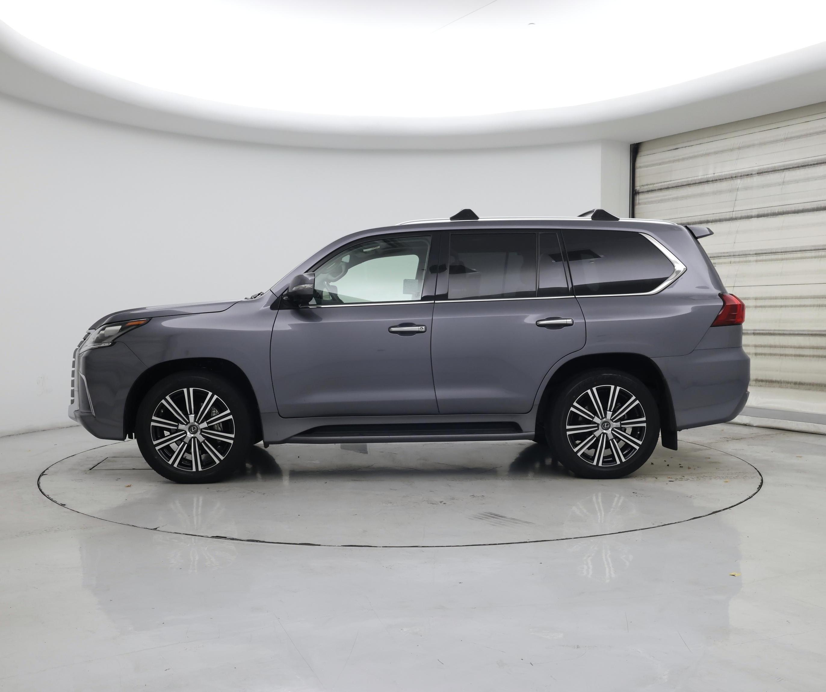 Thumbnail: 2020 Lexus LX - 3
