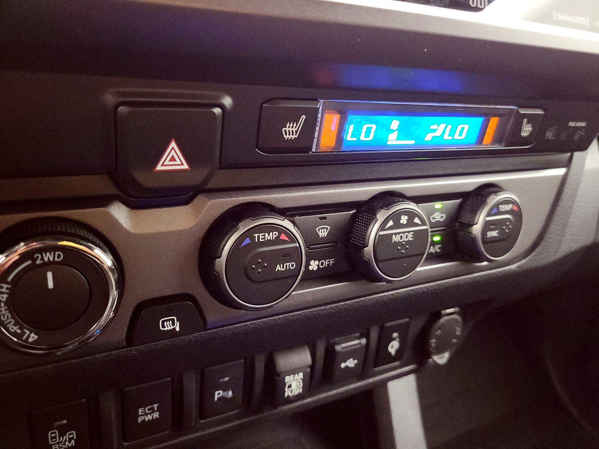 Thumbnail: 2023 Toyota Tacoma - 17